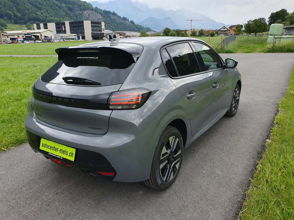 PEUGEOT 208 1.2 Hybrid Allure Premium+-image-7