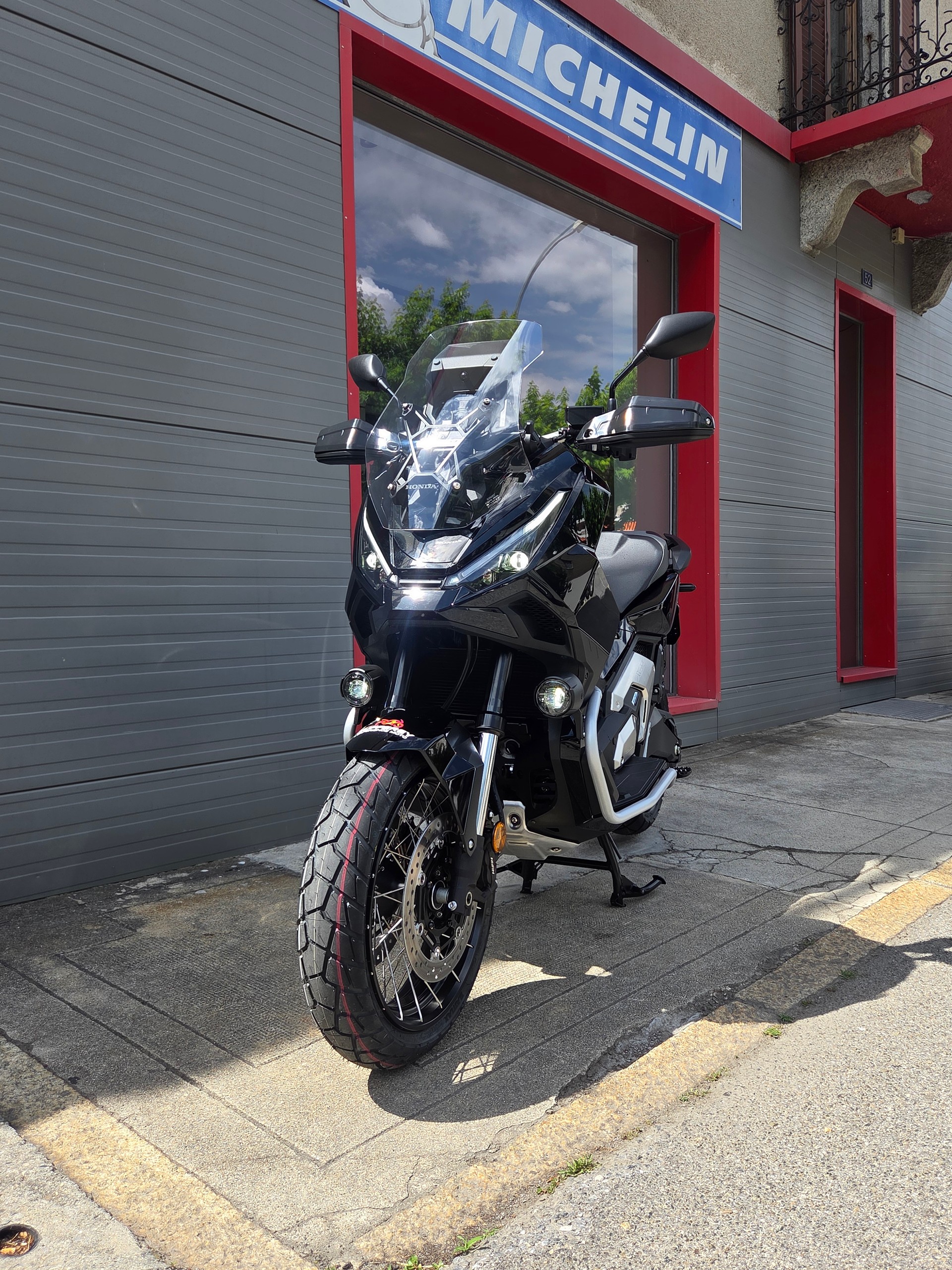 HONDA X-ADV 750-image-0