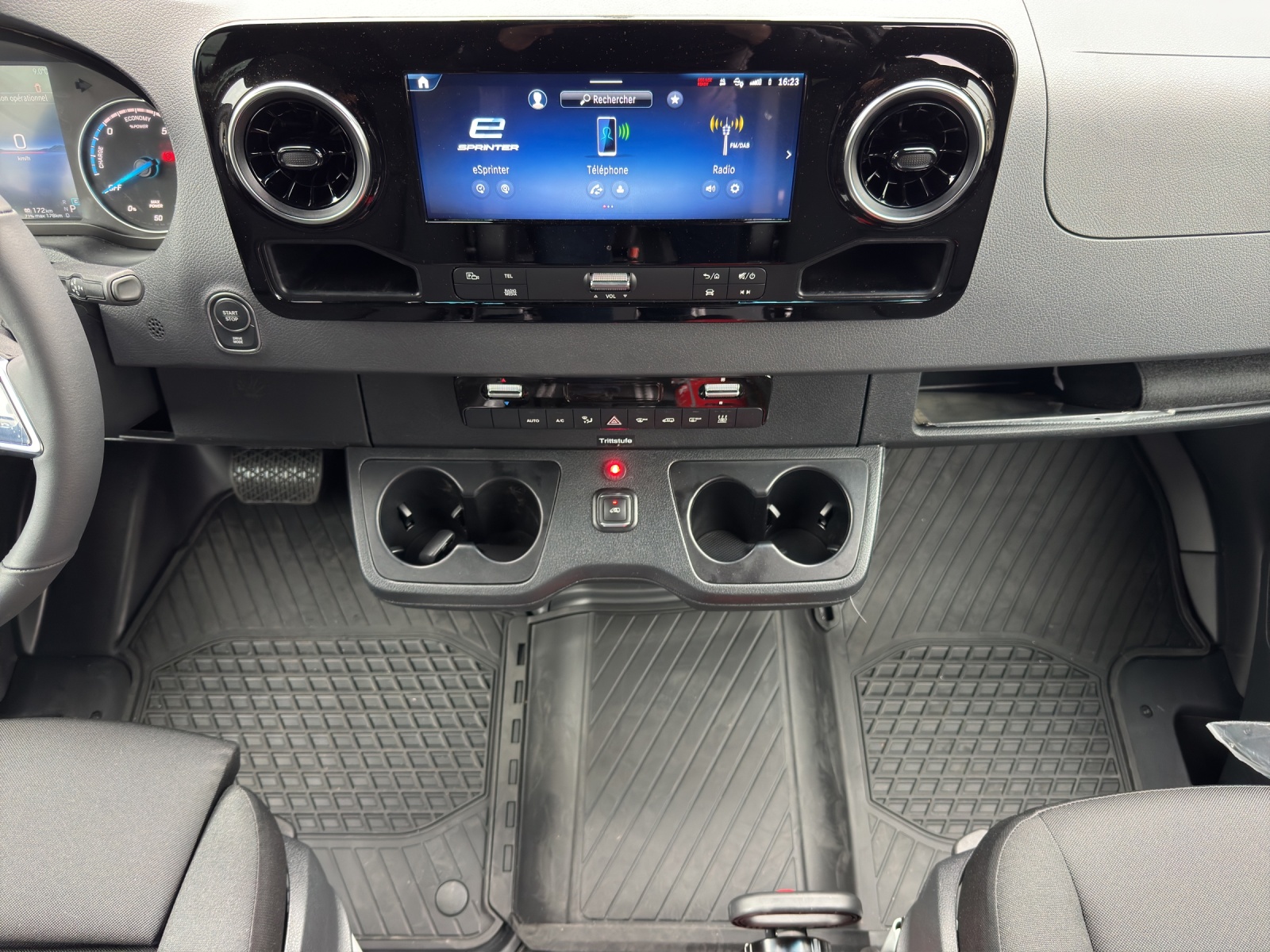 MERCEDES-BENZ eSprinter TPMR PRO KA 3665 Worker-image-8