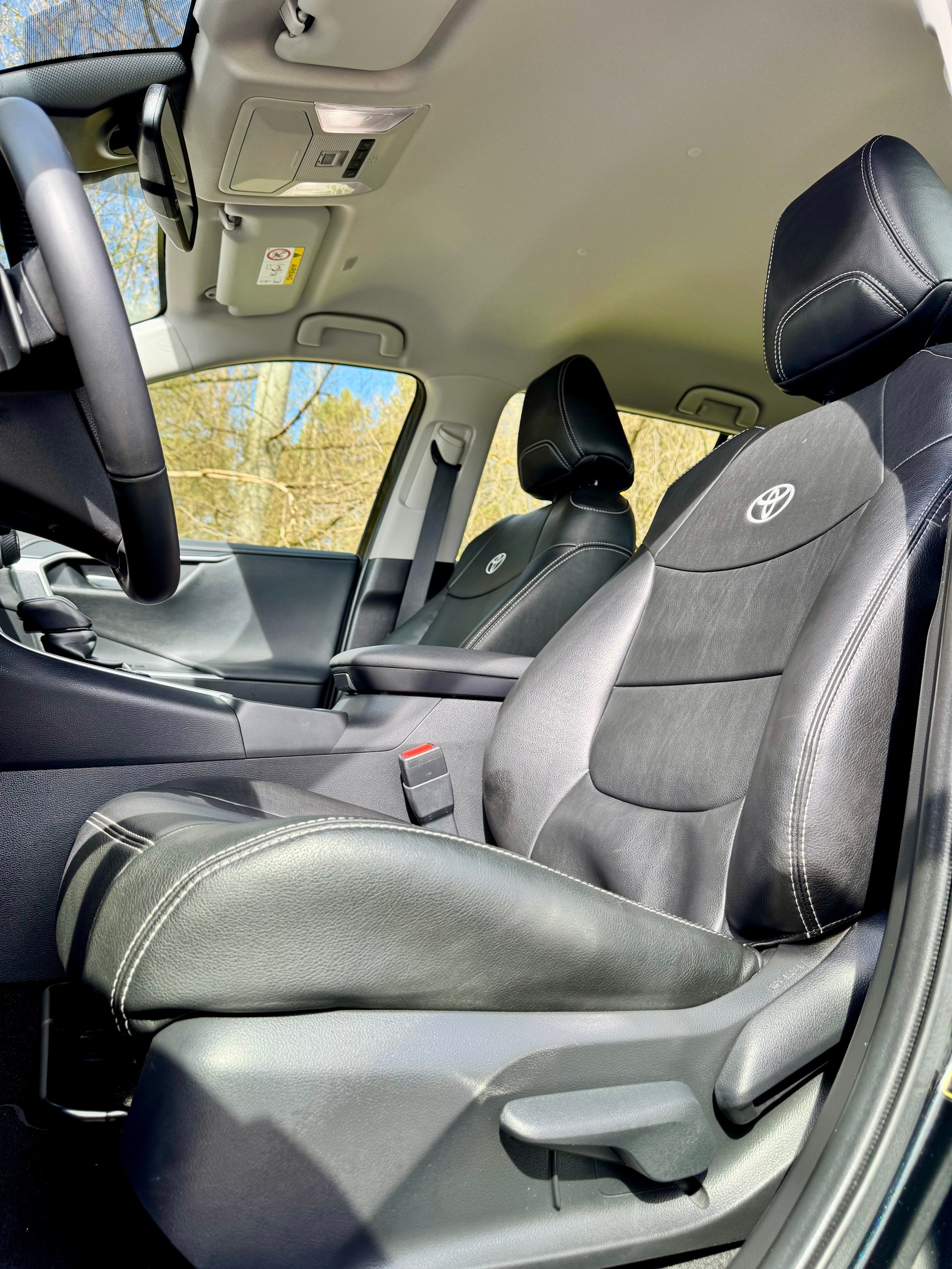 TOYOTA RAV-4 2.5 HSD Comfort e-CVT 4WD-image-8