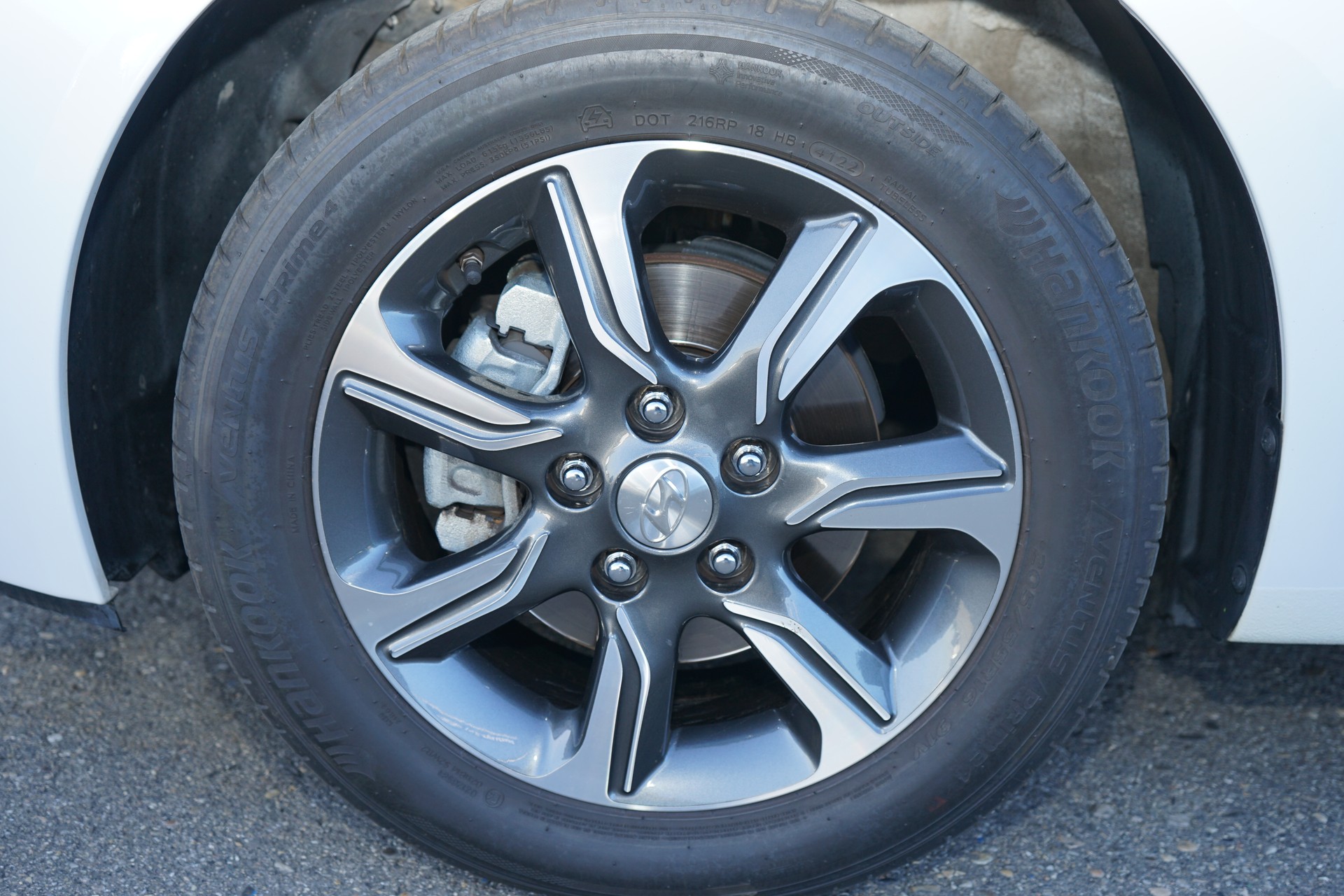 HYUNDAI iX20 1.6 Amplia Automatic-image-6