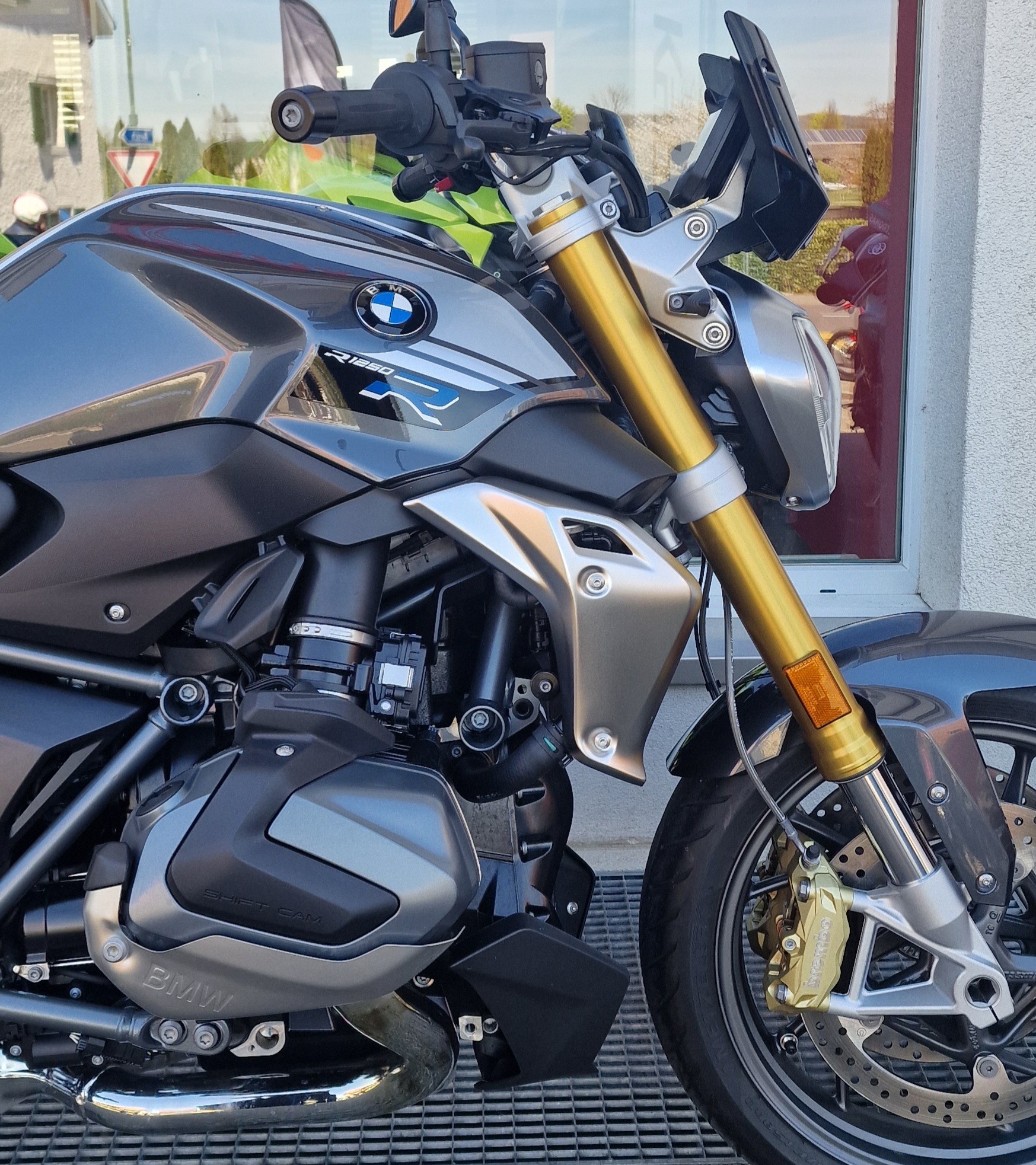 BMW R 1250 R-image-2