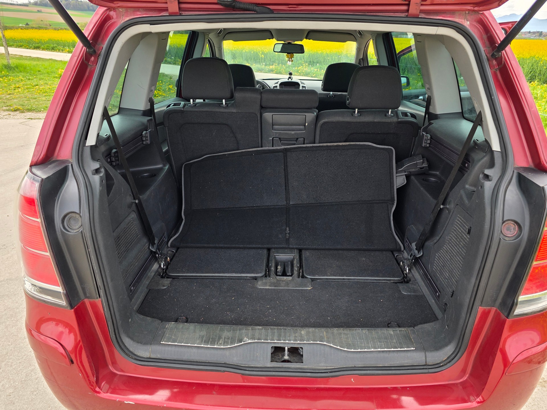 OPEL Zafira 1.9 CDTI (Essentia) Automatic-image-7