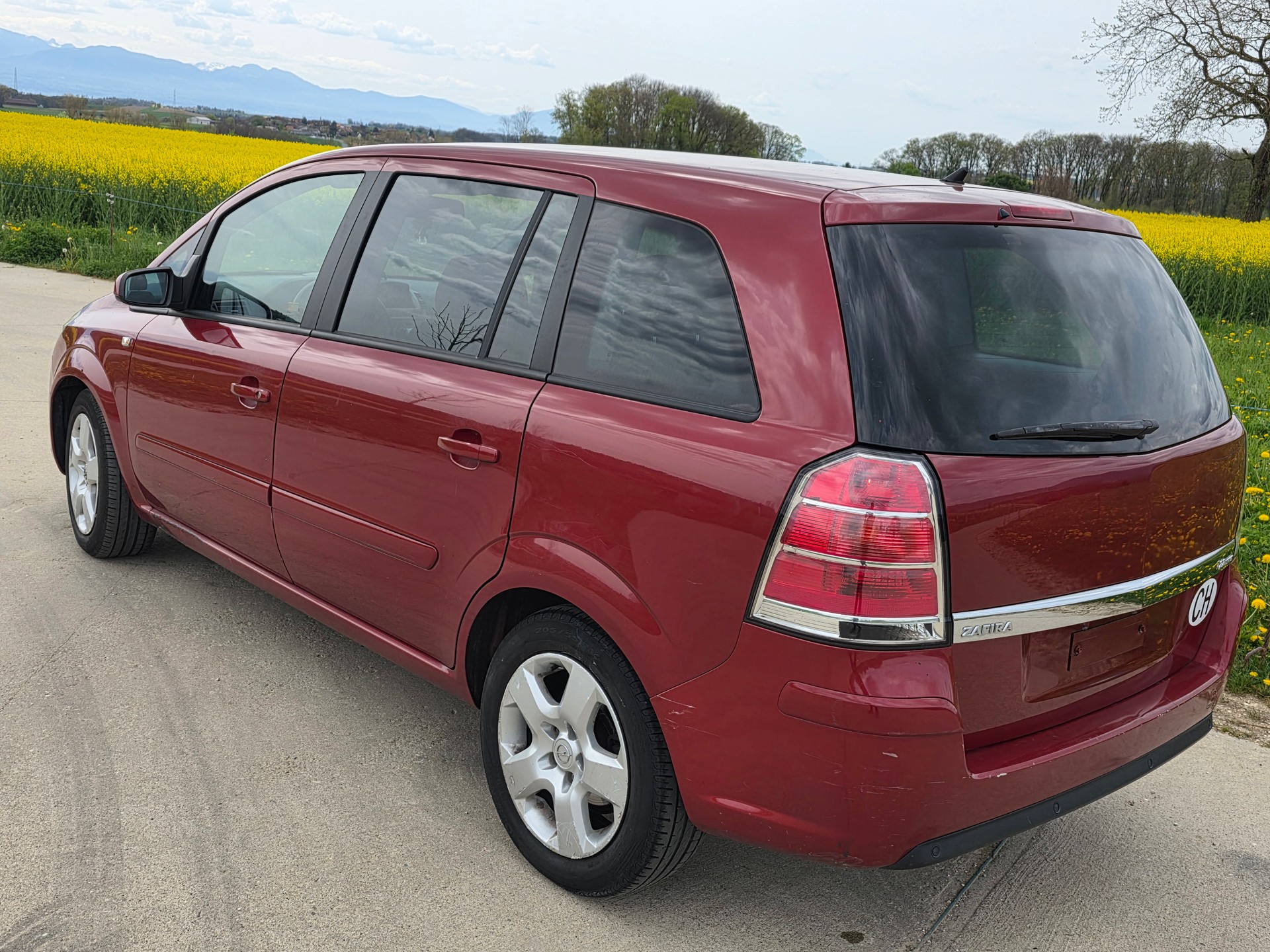 OPEL Zafira 1.9 CDTI (Essentia) Automatic-image-5
