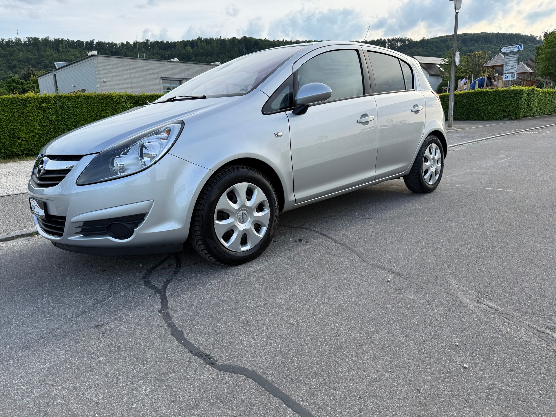 OPEL Corsa 1.4 TP Anniversary Automatic-image-2