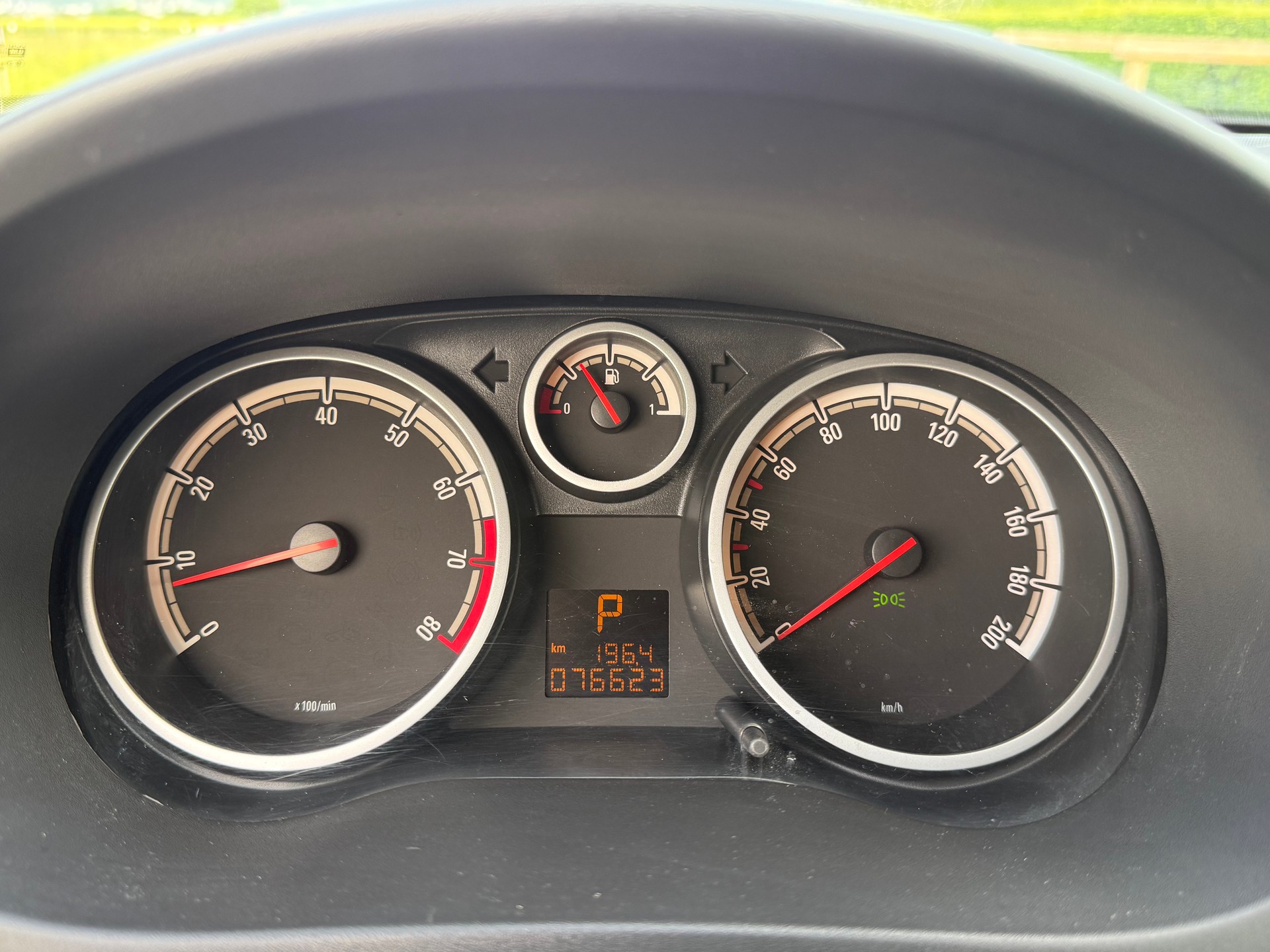 OPEL Corsa 1.4 TP Anniversary Automatic-image-11