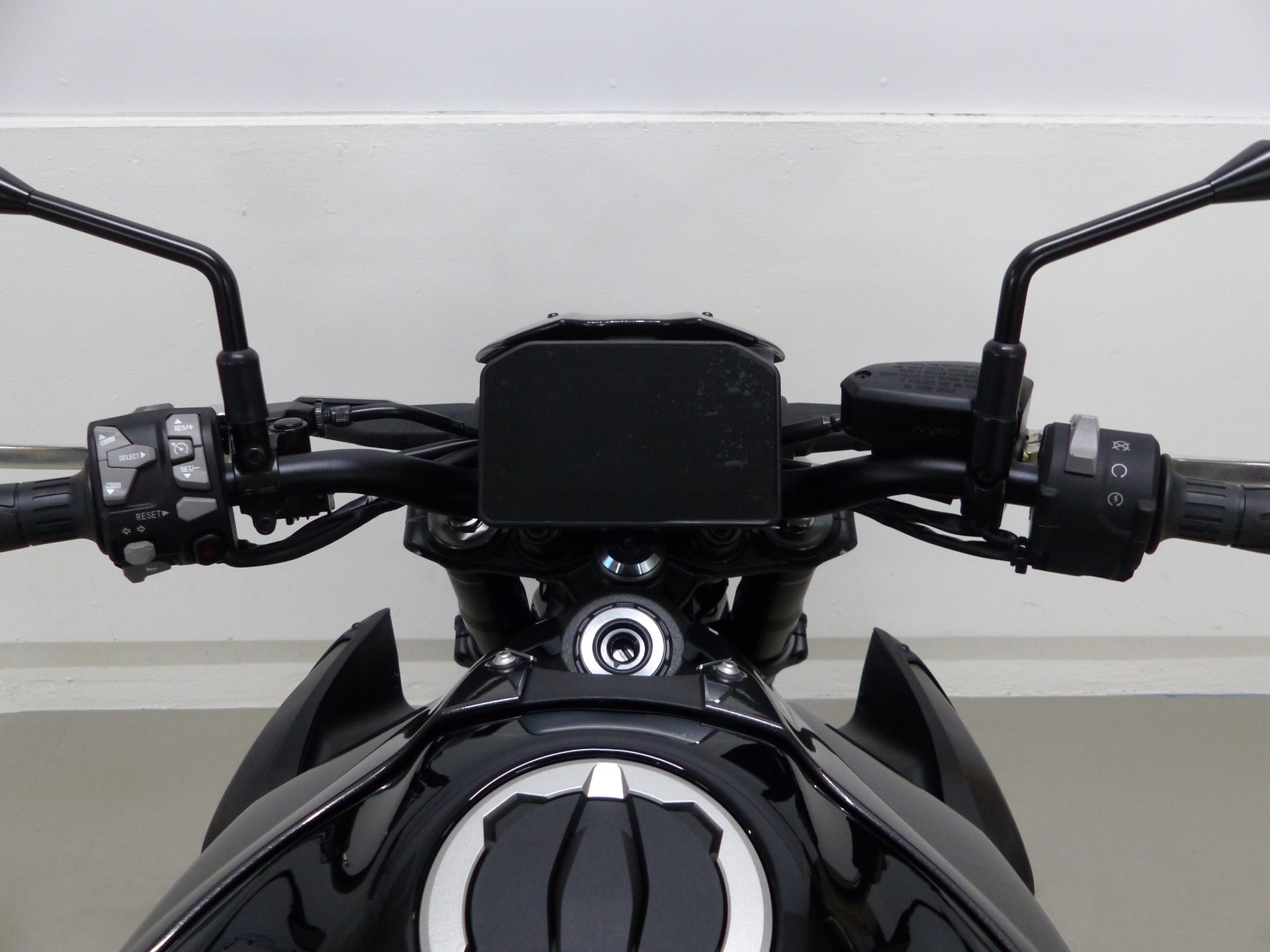 KAWASAKI Z 900 ABS MY26-image-4
