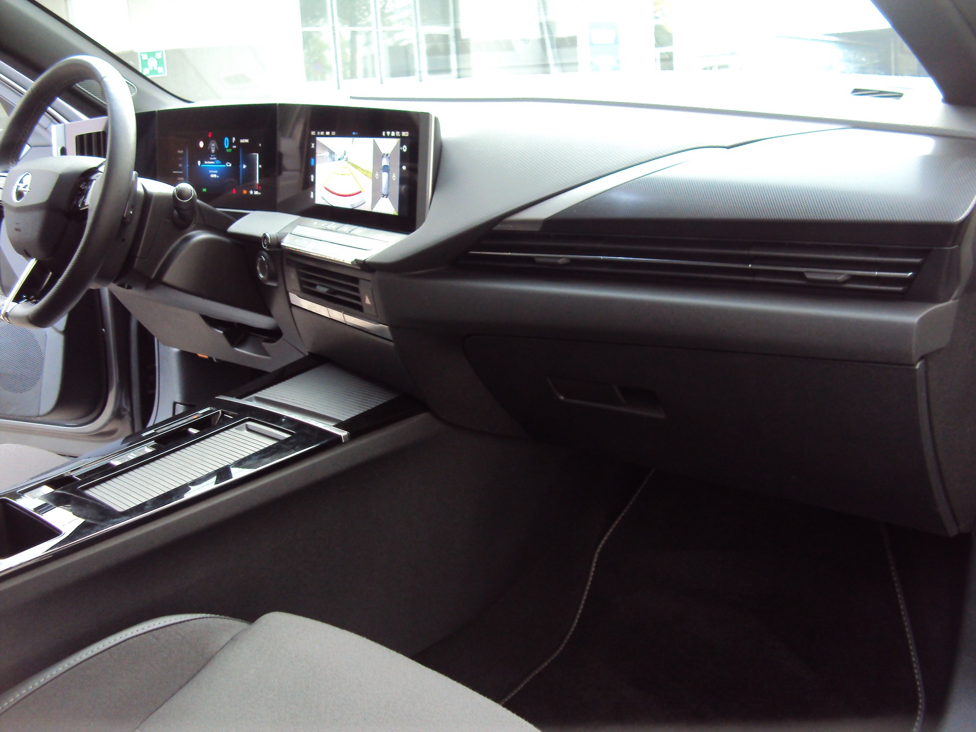 OPEL Astra Sports Tourer 1.6 PHEV Turbo GS A-image-12