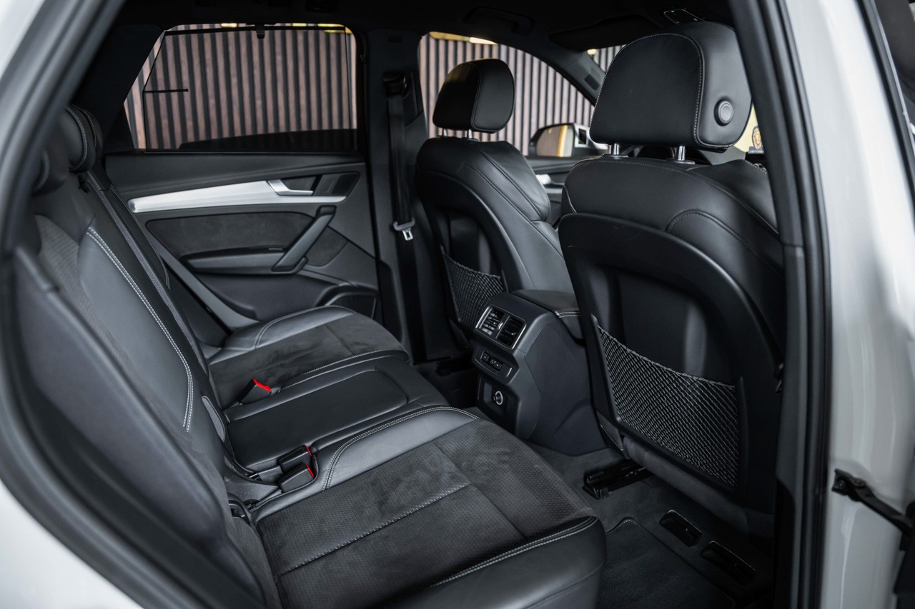 AUDI SQ5 3.0 TFSI quattro S-tronic-image-17