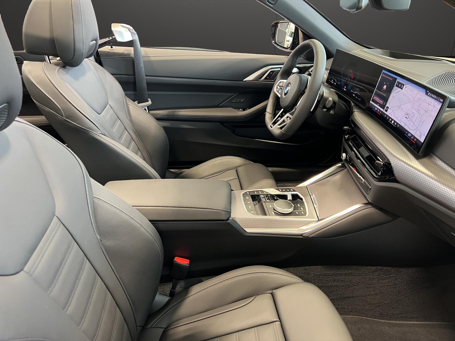 BMW 430i xDrive SAG Cabrio-image-15