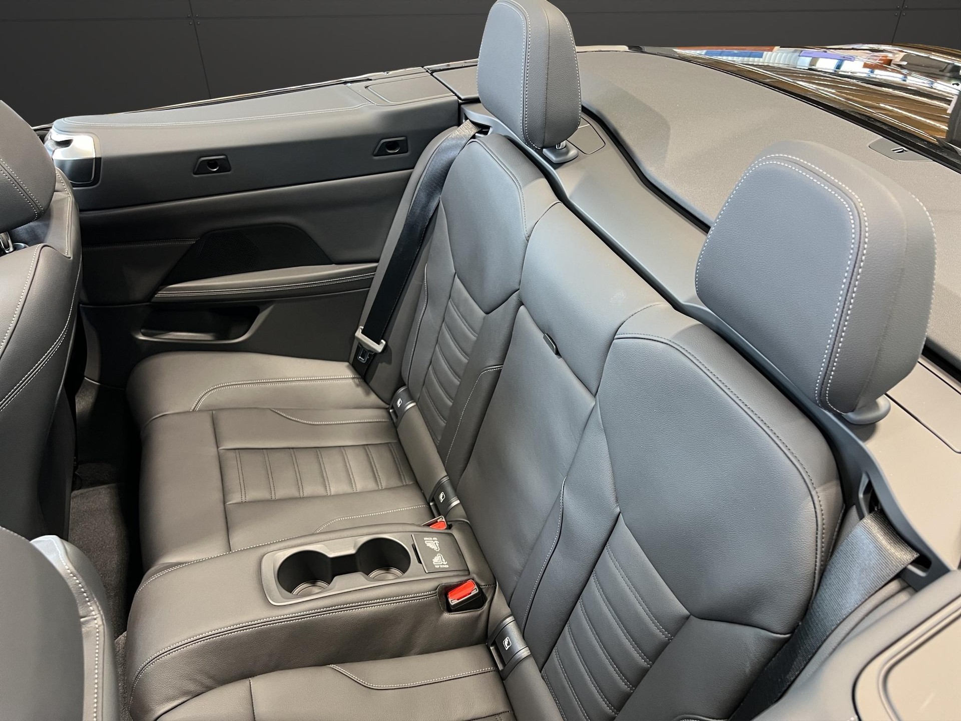 BMW 430i xDrive SAG Cabrio-image-14
