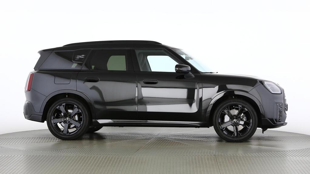 MINI Countryman S ALL4-showroom-element-3