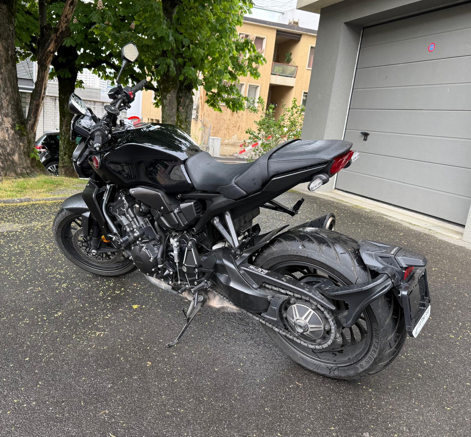 HONDA CB 1000 R Black Edition-image-4