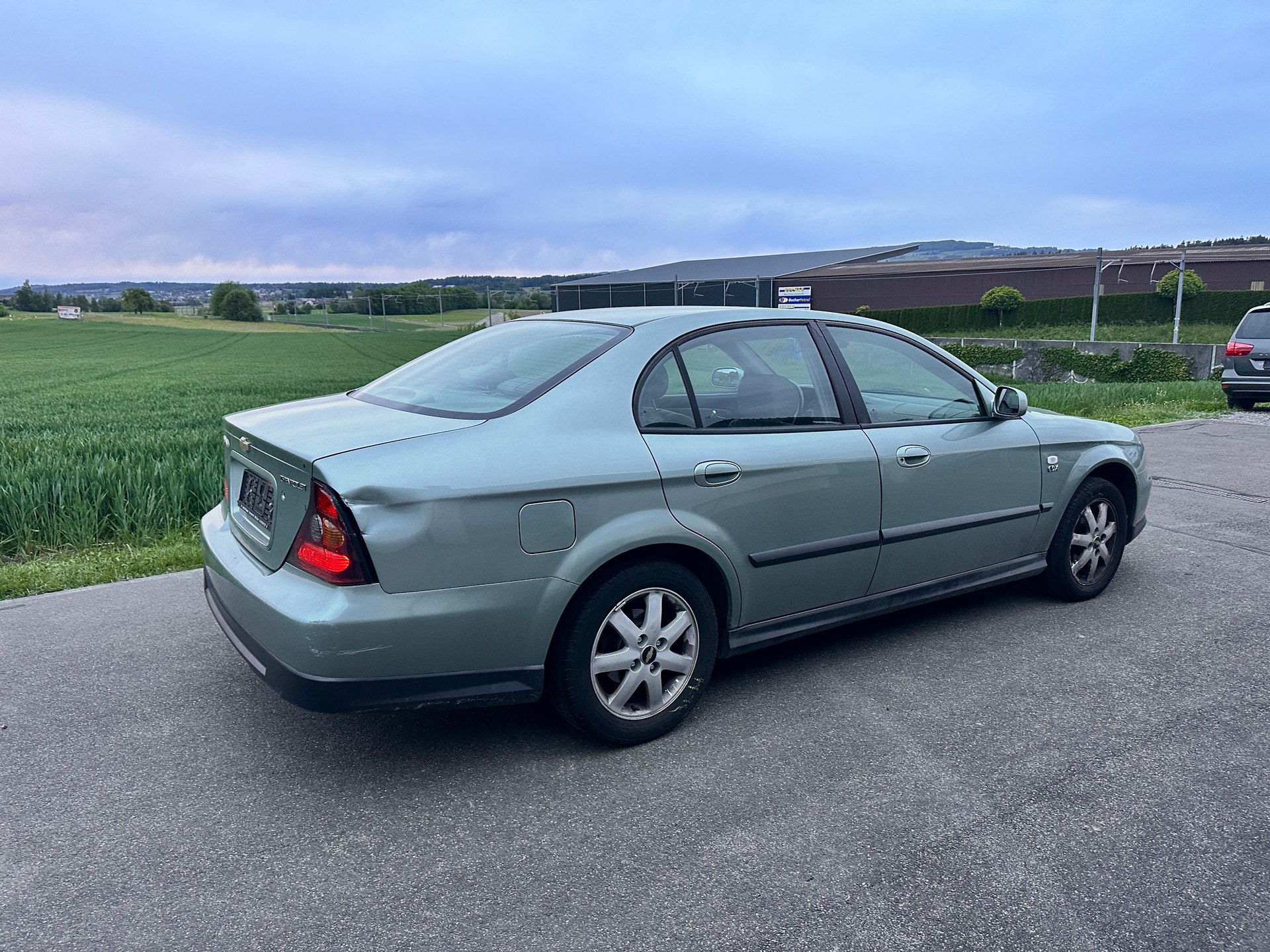CHEVROLET Evanda 2.0 SX-showroom-element-2