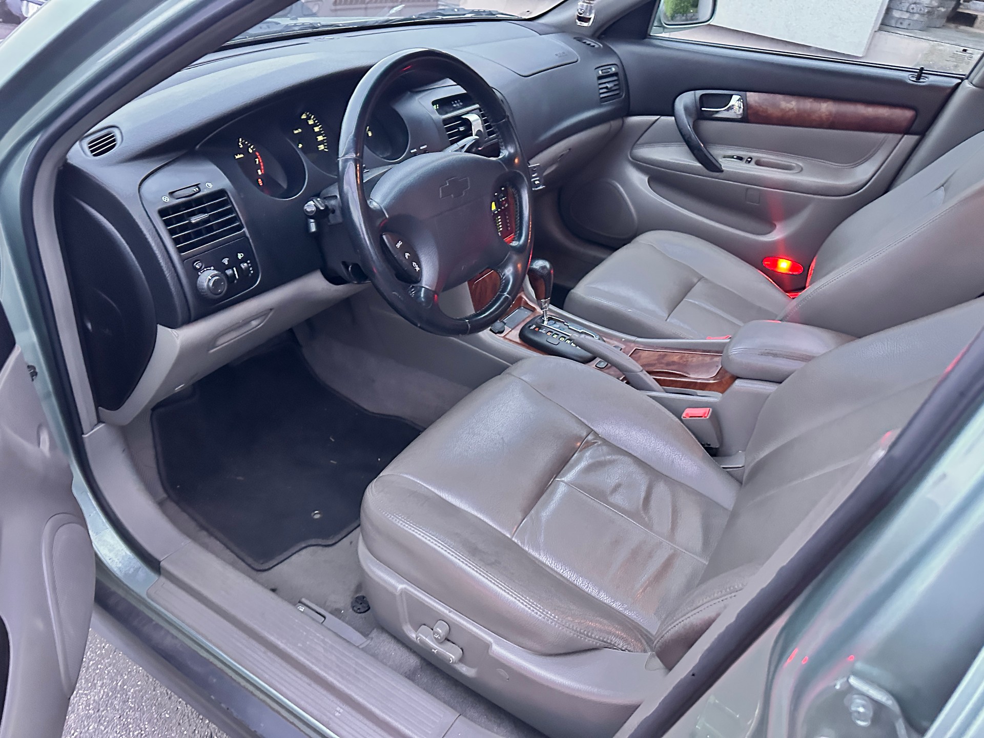 CHEVROLET Evanda 2.0 SX-image-9