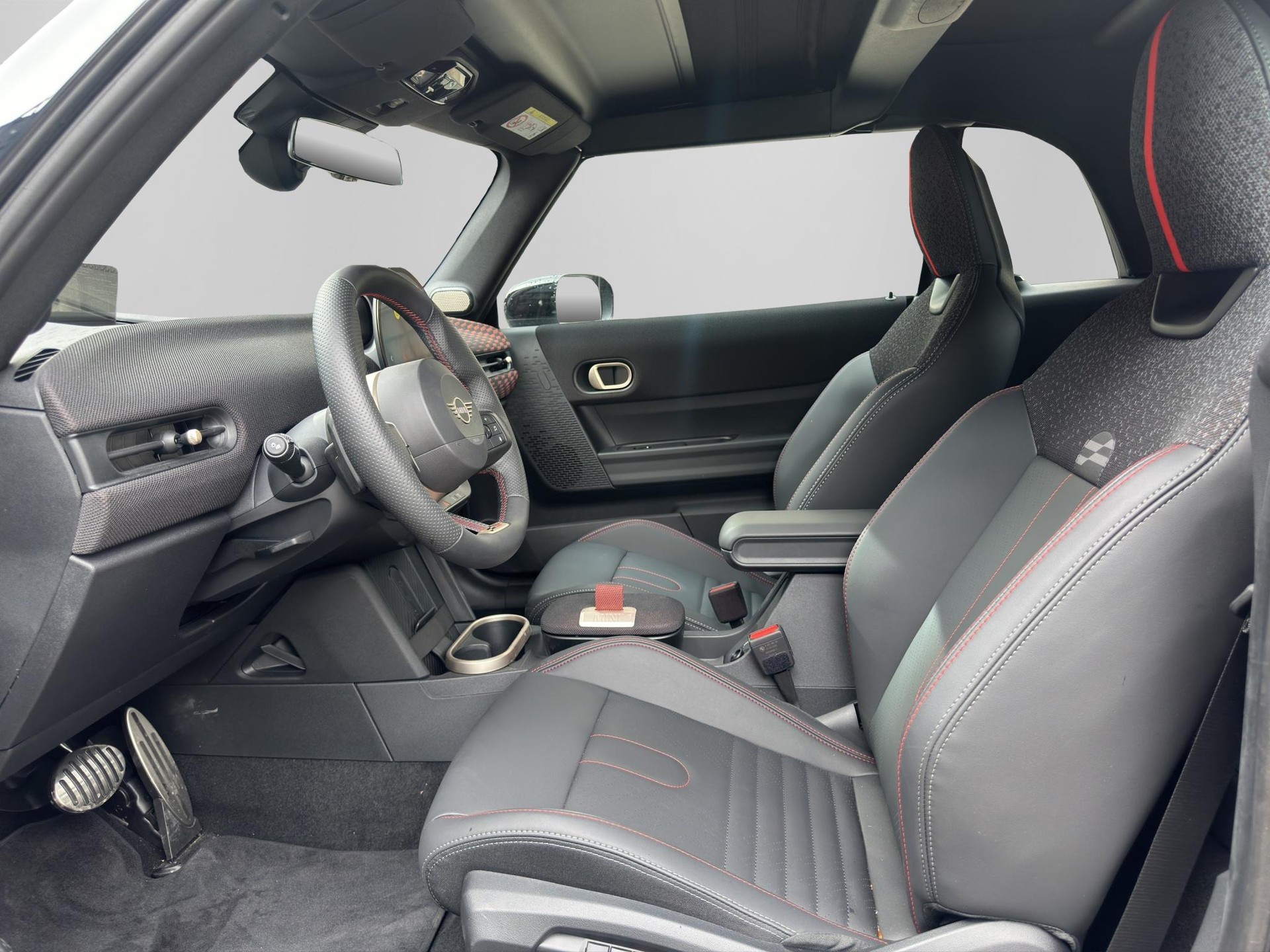 MINI JCW Cabrio-image-10