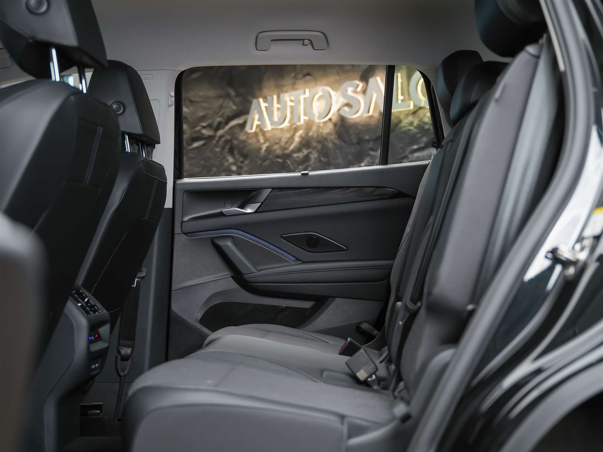 VW Tayron 2.0 TDI SCR Elegance DSG 4motion *7 Sitze*360° Kamera*AHK*Assistenzpaket*-image-11