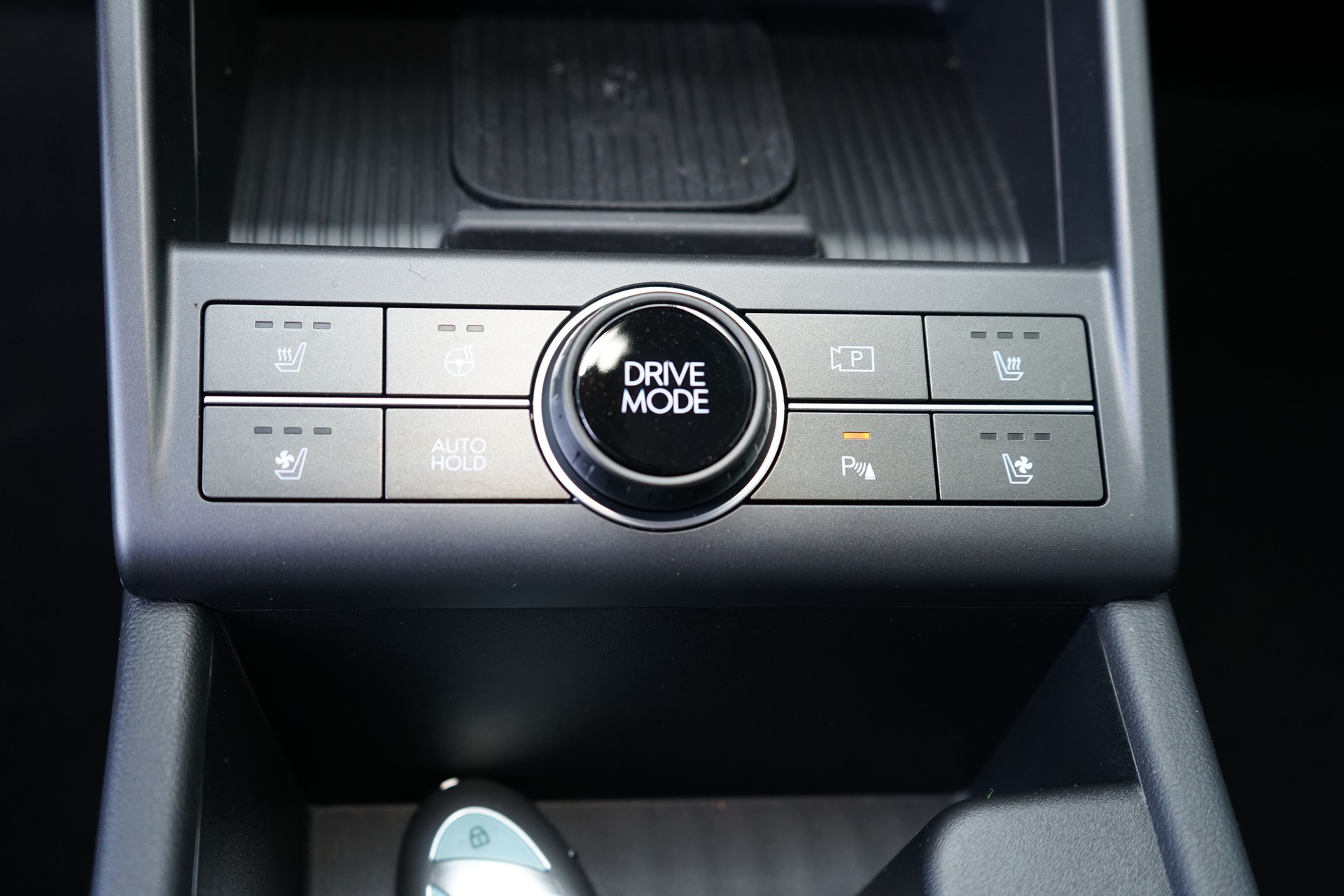 HYUNDAI Kona EV 65.4 kWh Vertex-image-18