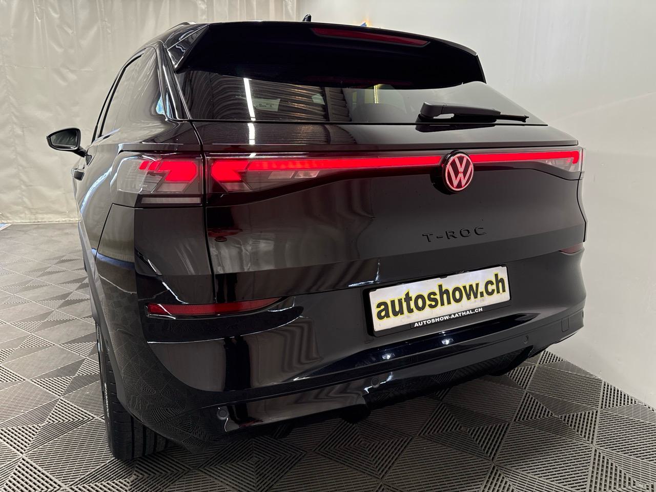 VW T-Roc 1.5 eTSI R-Line Black Style-image-16