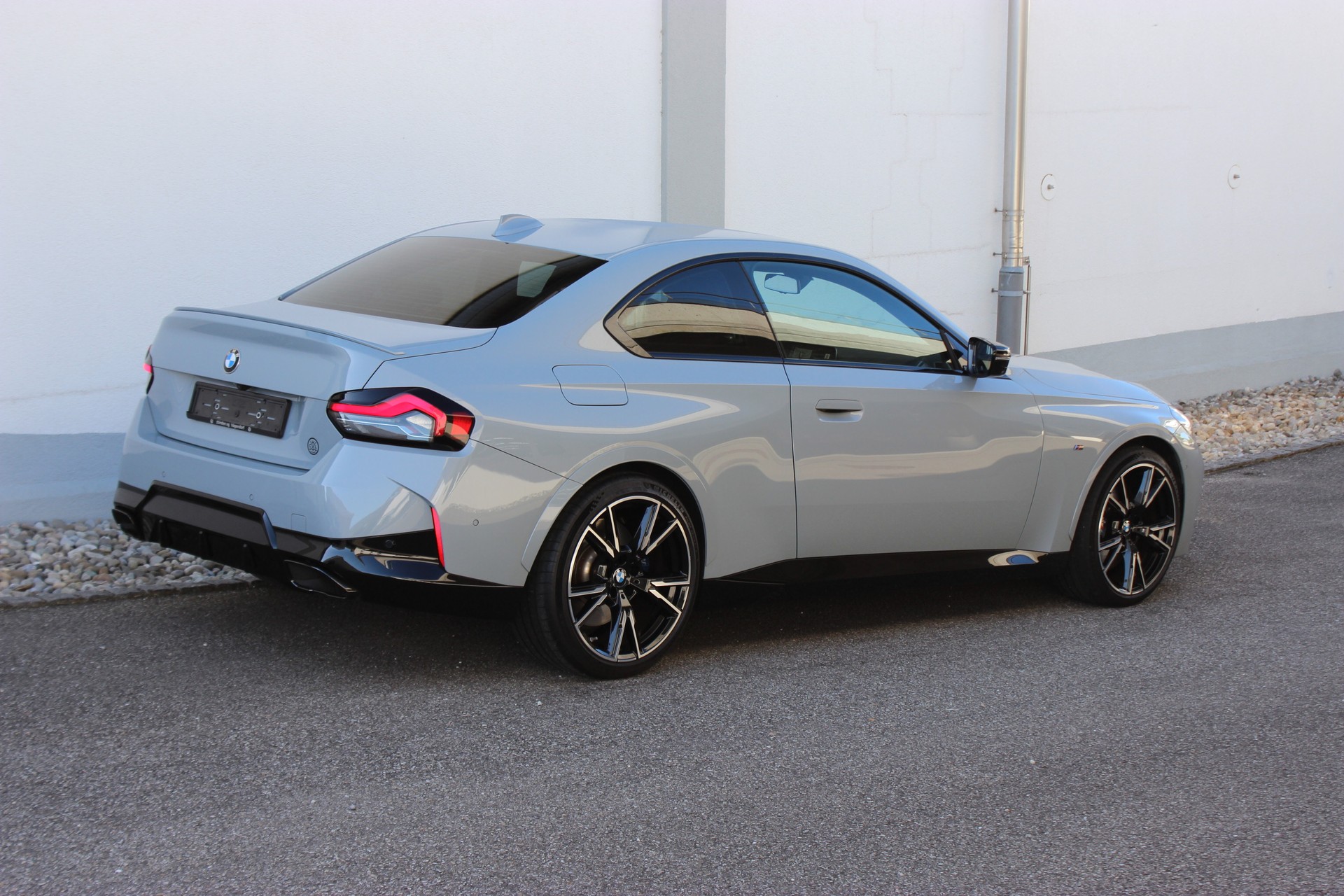BMW M240i xDrive *BROOKLYN GRAU METALLIC*-image-14