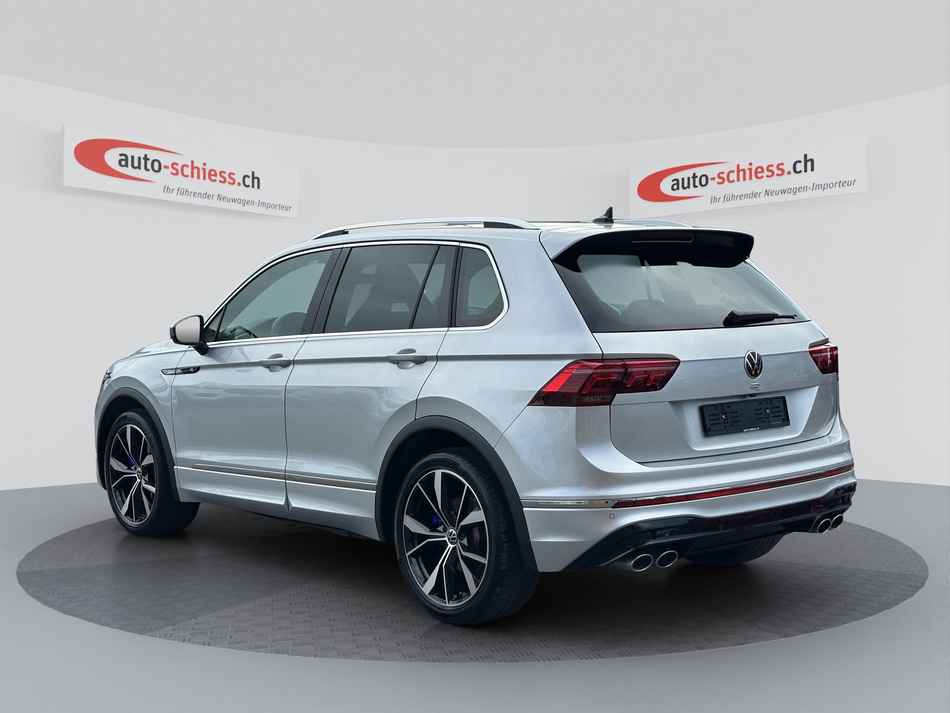 VW Tiguan 2.0TSI R 4Motion DSG-showroom-element-2