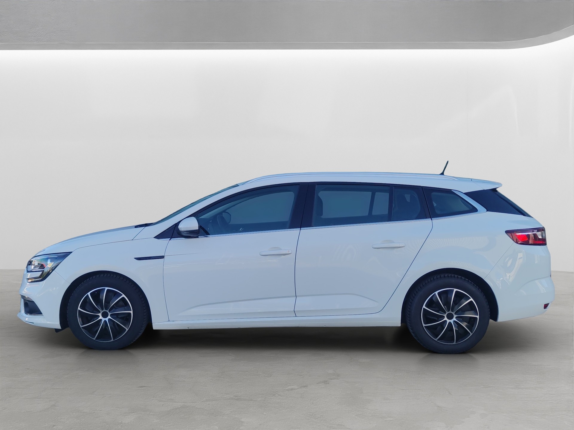 RENAULT Mégane Grandtour 1.5 dCi GT Line EDC-showroom-element-2