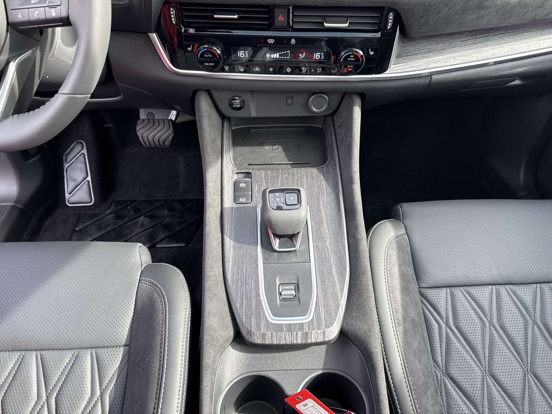 NISSAN Qashqai 1.3 DIG-T MHEV Tekna+ Xtronic-Automat-image-11