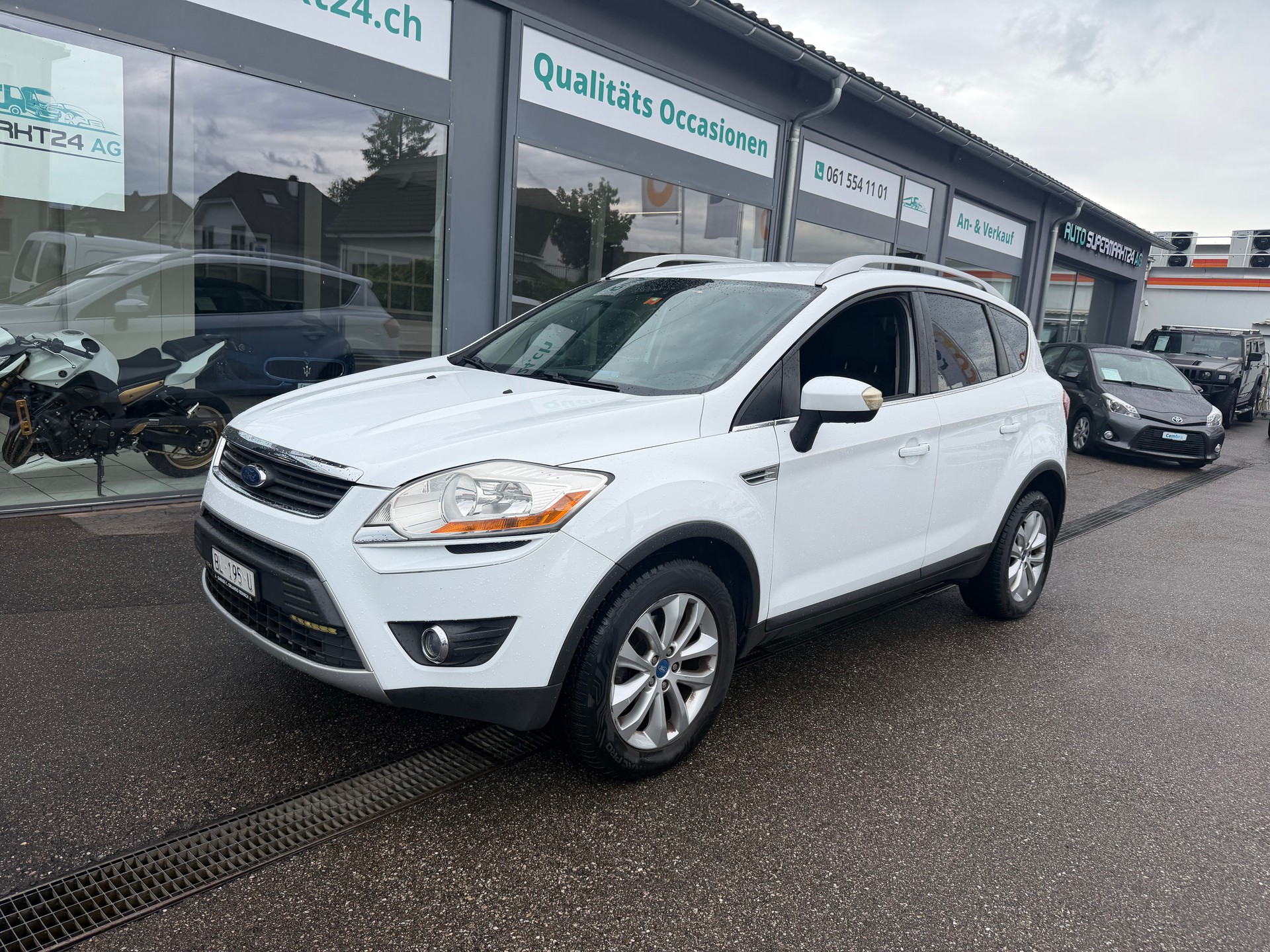 FORD Kuga 2.0 TDCi Titanium 4WD PowerShift-showroom-element-1