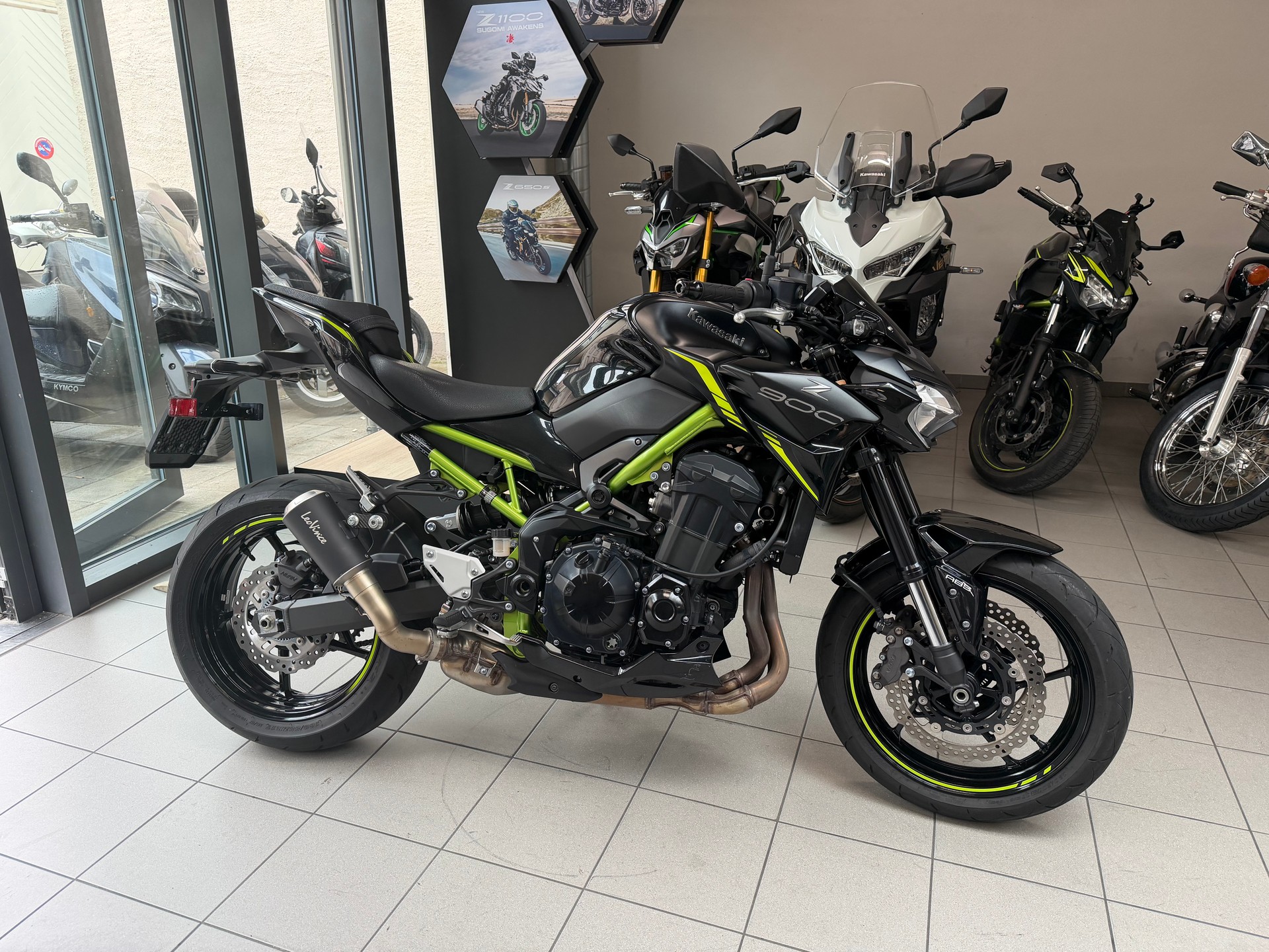 KAWASAKI Z 900-image-0