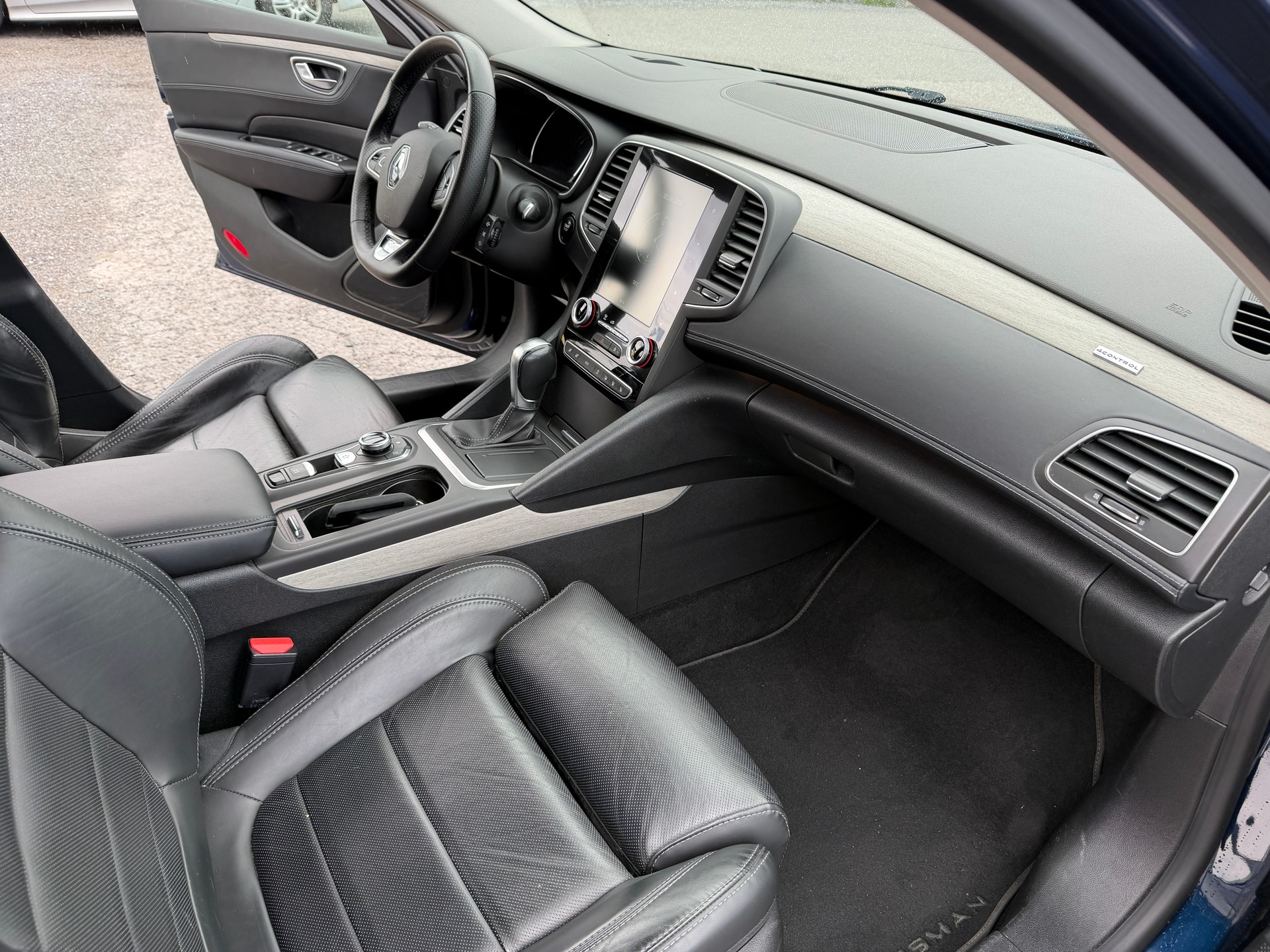 RENAULT Talisman Grandtour 1.6 dCi Initiale Paris EDC-image-10
