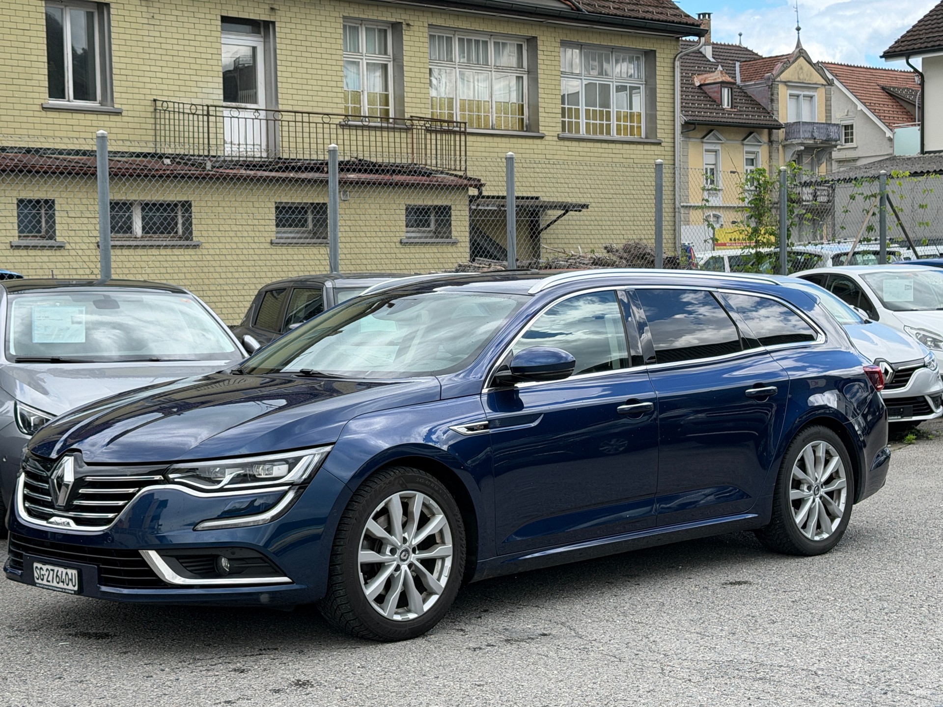 RENAULT Talisman Grandtour 1.6 dCi Initiale Paris EDC-image-1