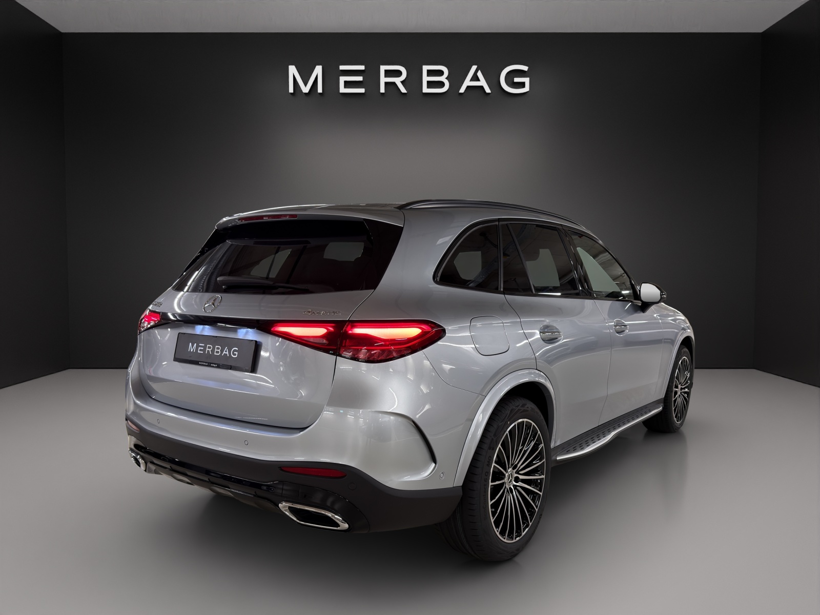 MERCEDES-BENZ GLC 200 4Matic 9G-Tronic-image-2