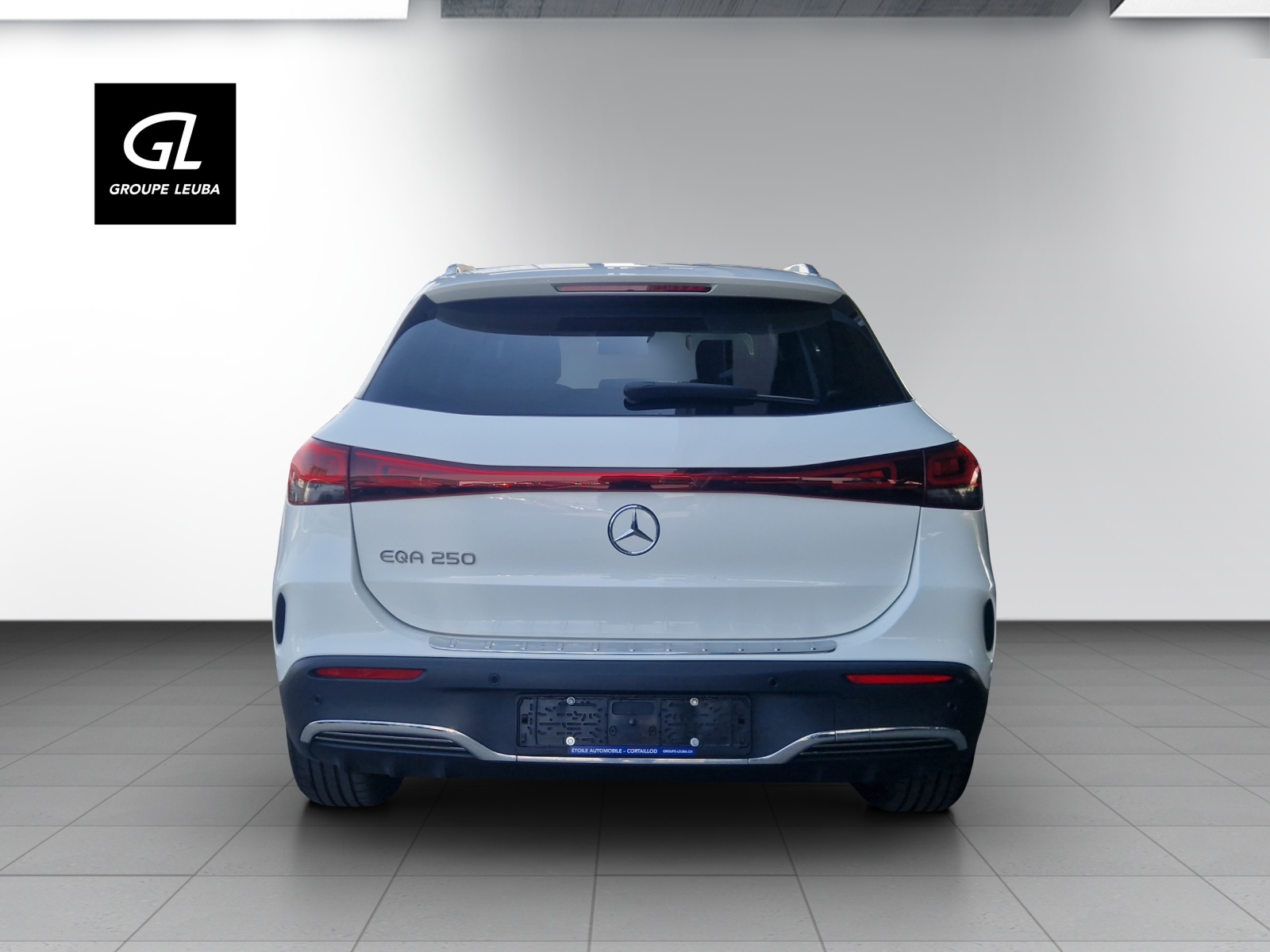 MERCEDES-BENZ EQA 250 AMG Line AMG Line-image-4