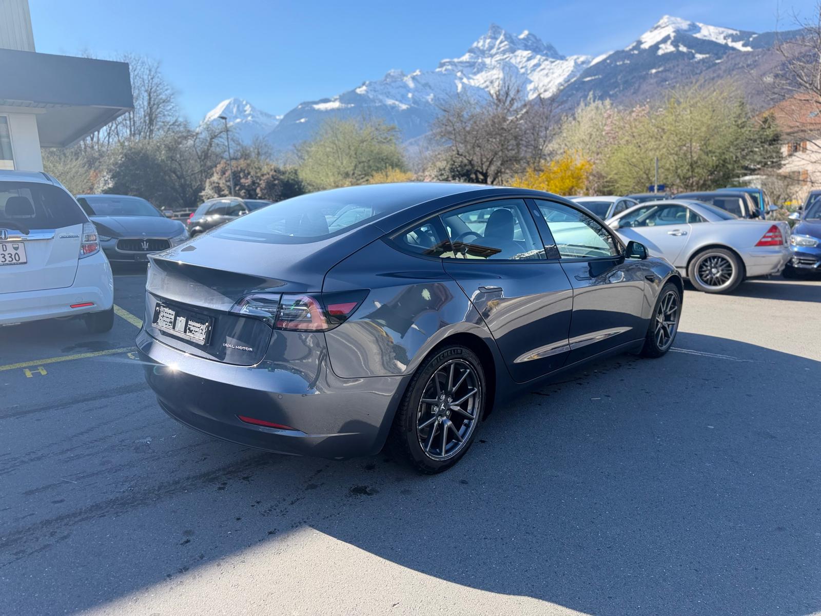 TESLA MODEL 3 Long Range Dual Motor AWD-image-3