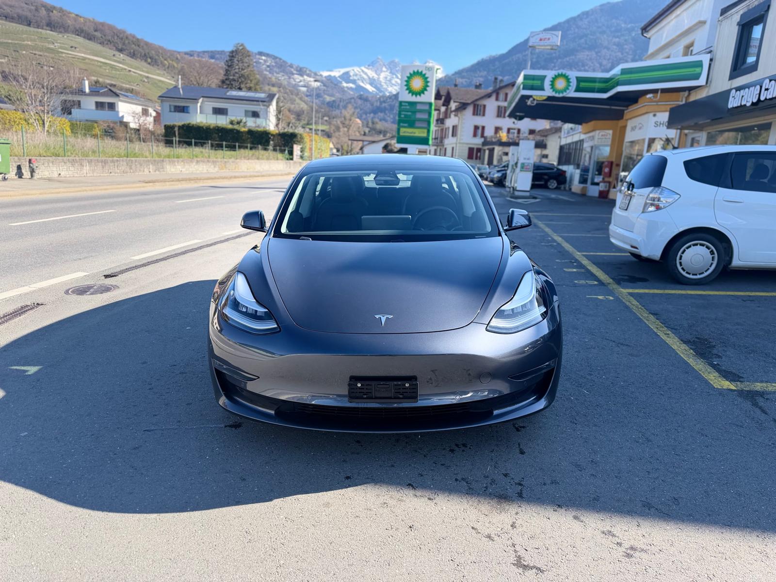 TESLA MODEL 3 Long Range Dual Motor AWD-image-1