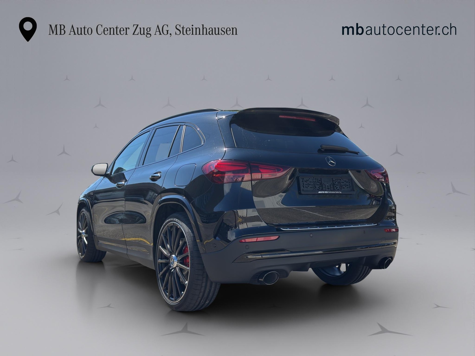 MERCEDES-BENZ GLA 35 AMG 4matic-showroom-element-3