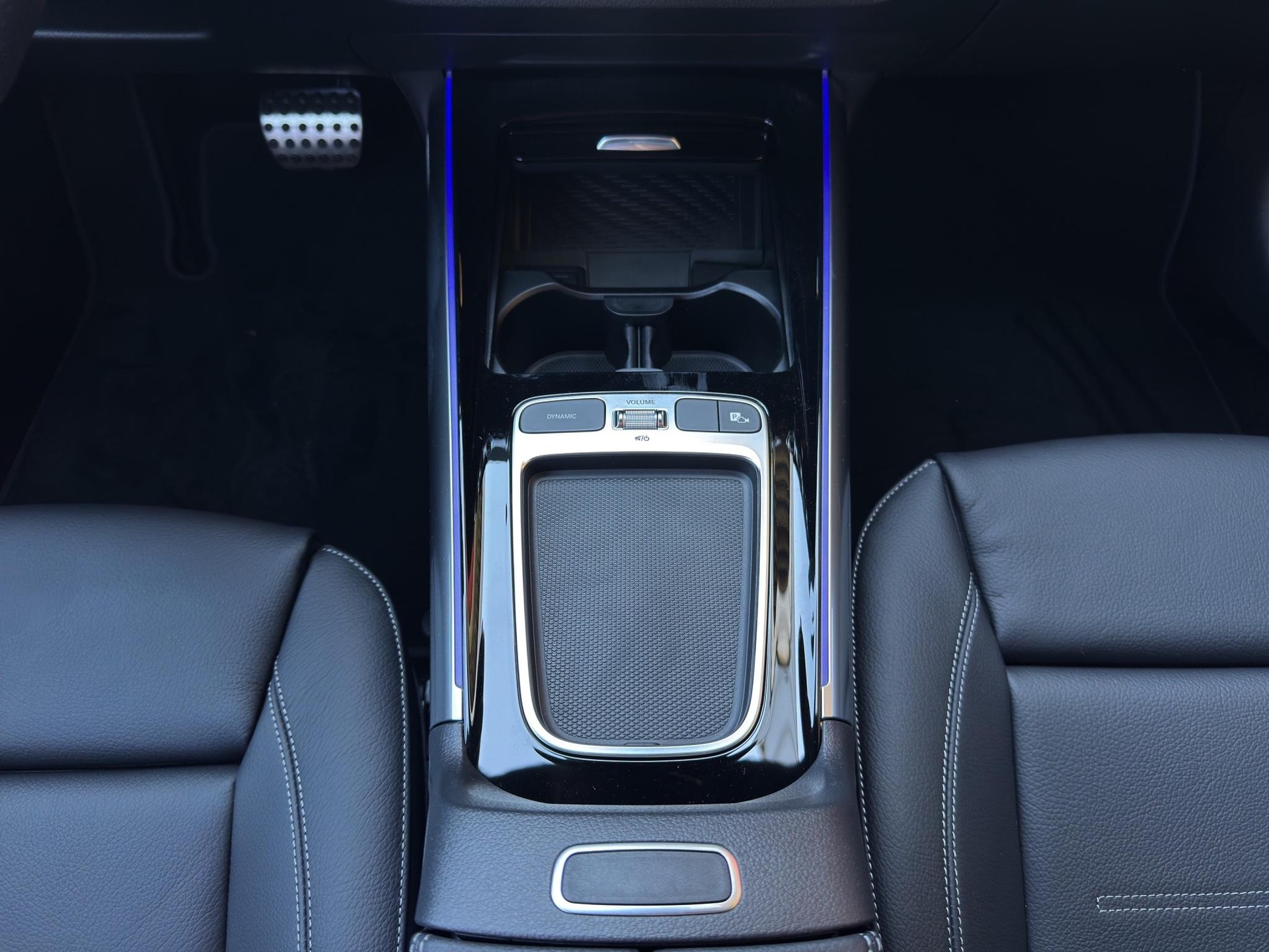 MERCEDES-BENZ GLA 35 AMG 4matic-image-14
