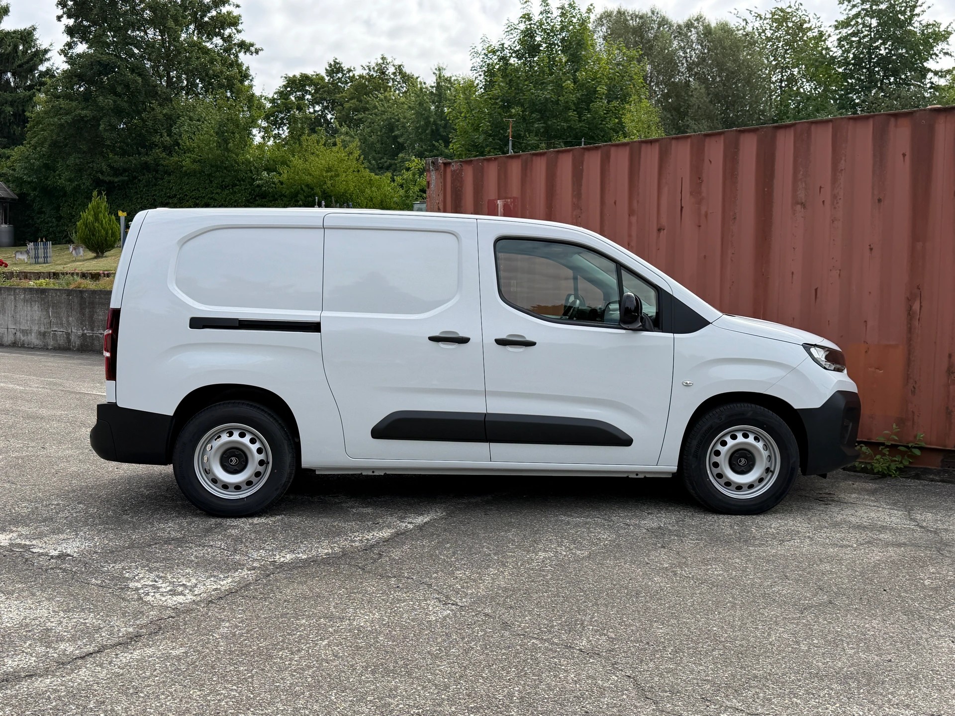 CITROEN ⚡ Citroën e-Berlingo XL | Doppelte Schiebetür | 50 kWh-showroom-element-3