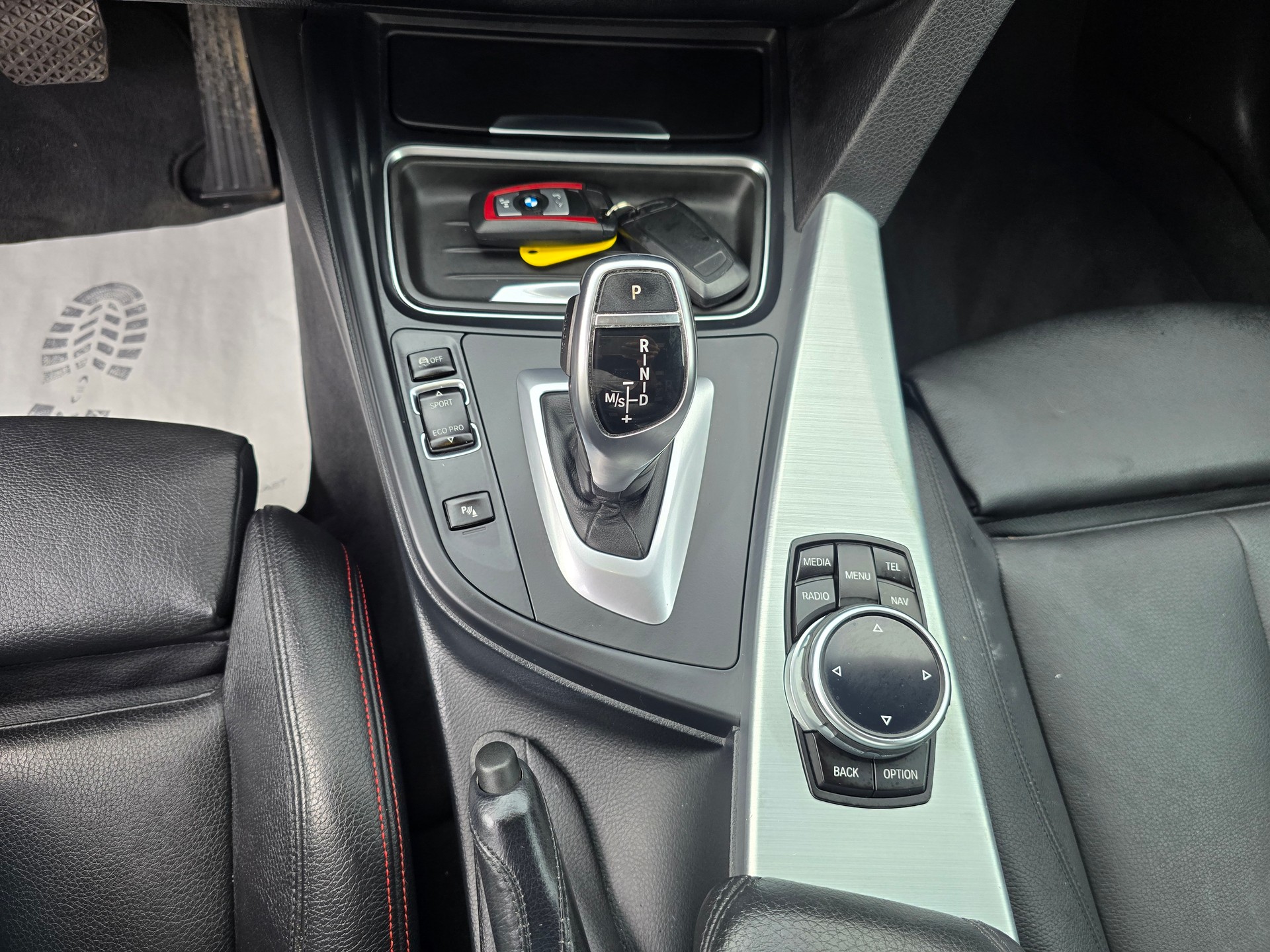 BMW 428i Coupé xDrive Luxury Line Steptronic-image-18