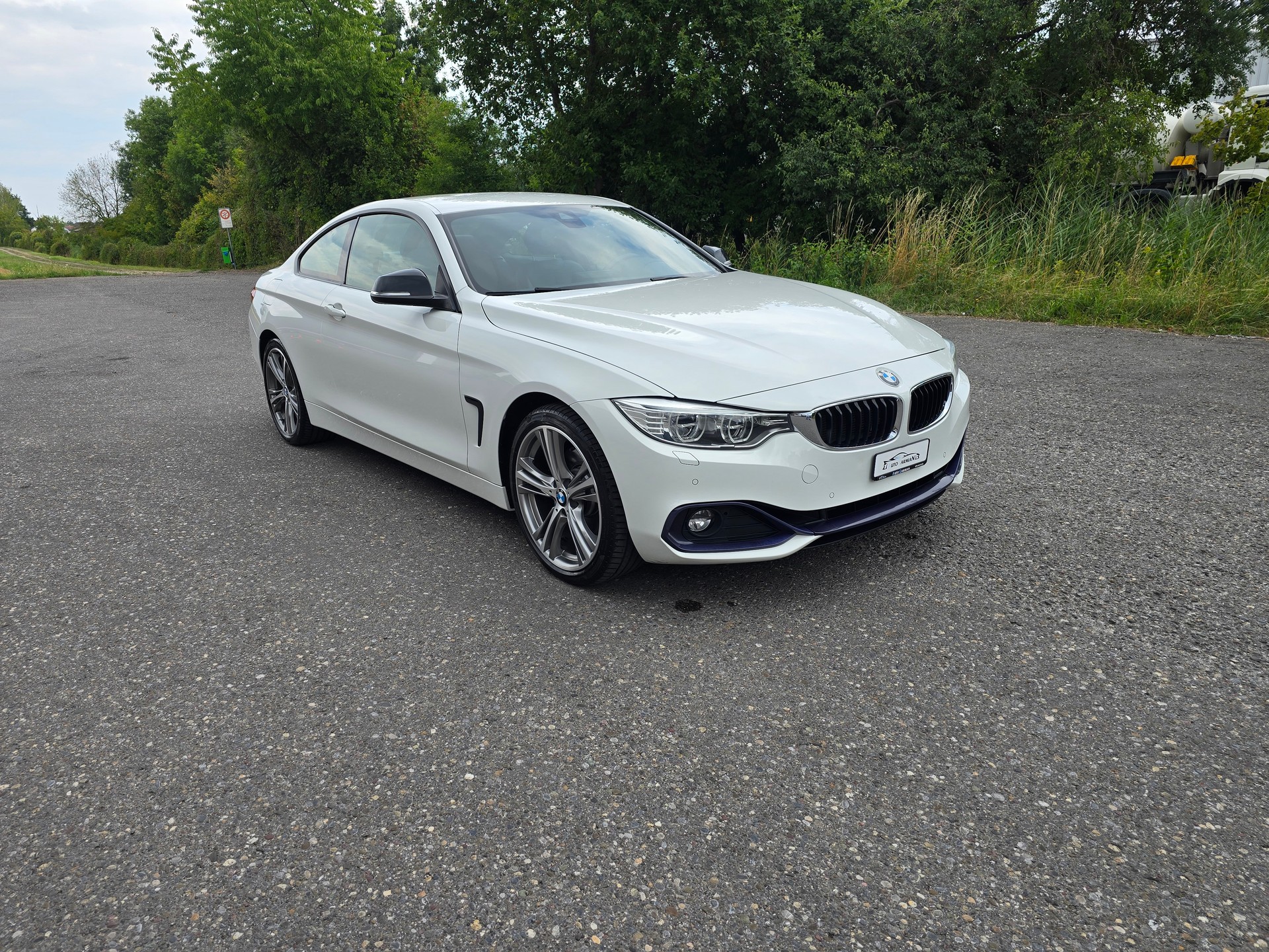 BMW 428i Coupé xDrive Luxury Line Steptronic-showroom-element-1
