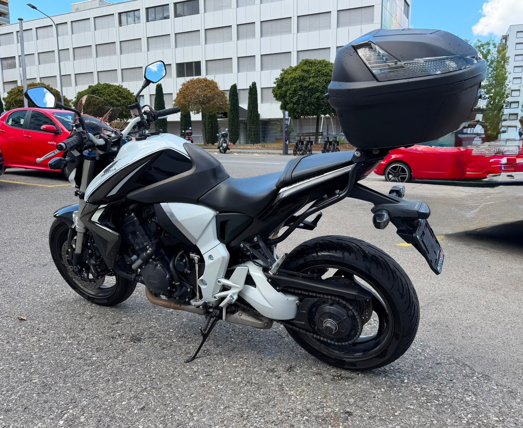 HONDA CB 1000 R ABS-image-6
