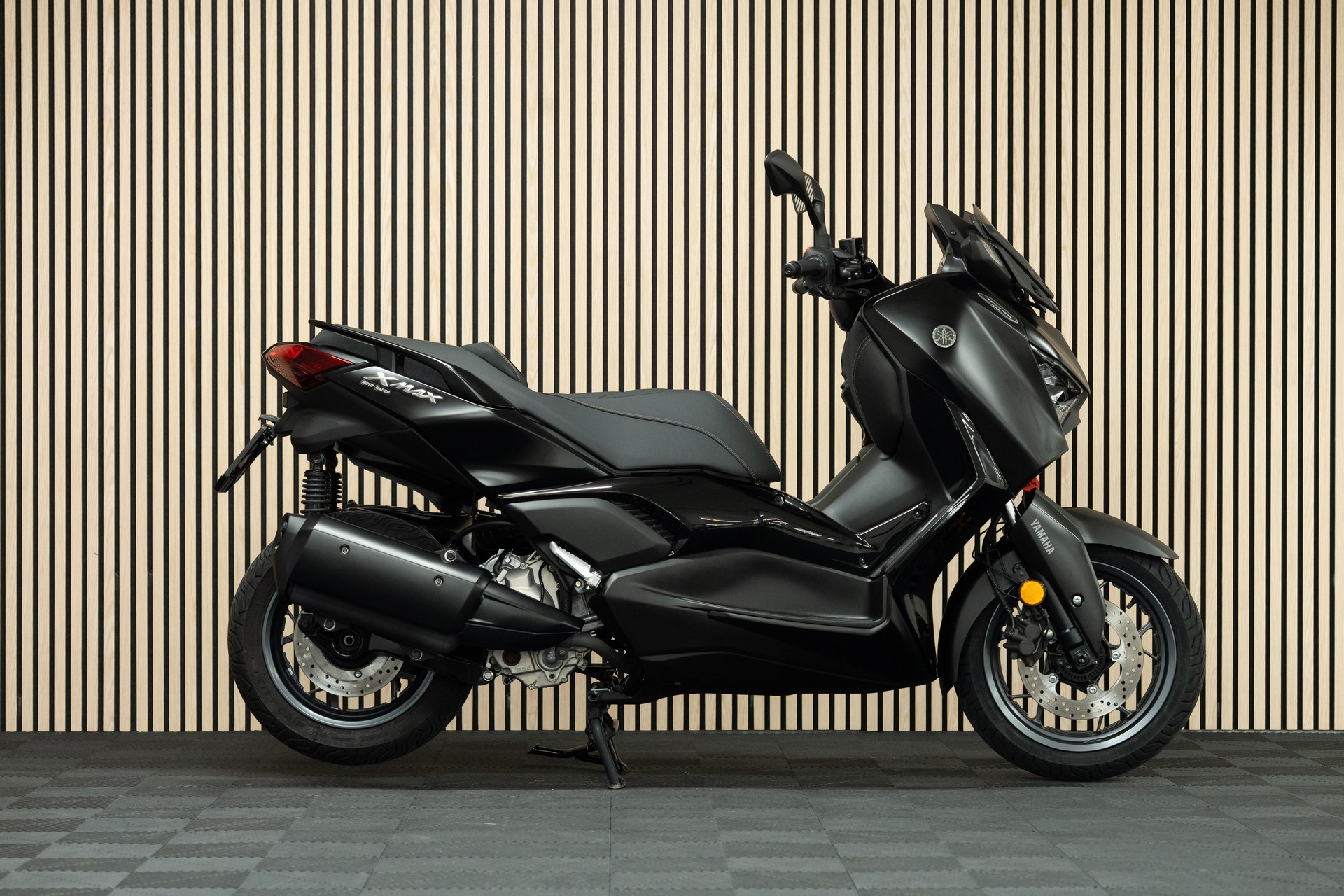 YAMAHA X-Max 300 Tech Max-image-0