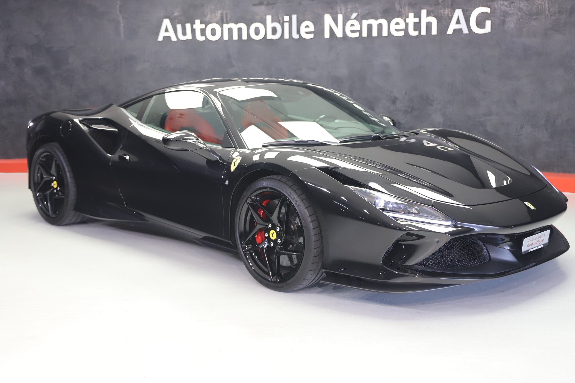 FERRARI F8 Tributo
