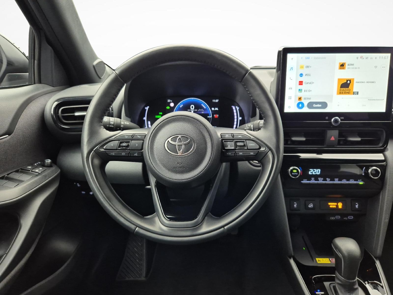 TOYOTA Yaris Cross 1.5 VVT-i HSD Trend AWD-i-image-9