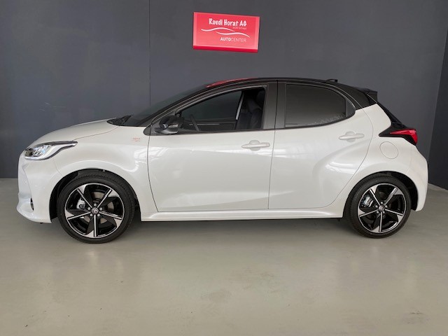 TOYOTA Yaris 1.5 VVT-i HSD Premium-showroom-element-2