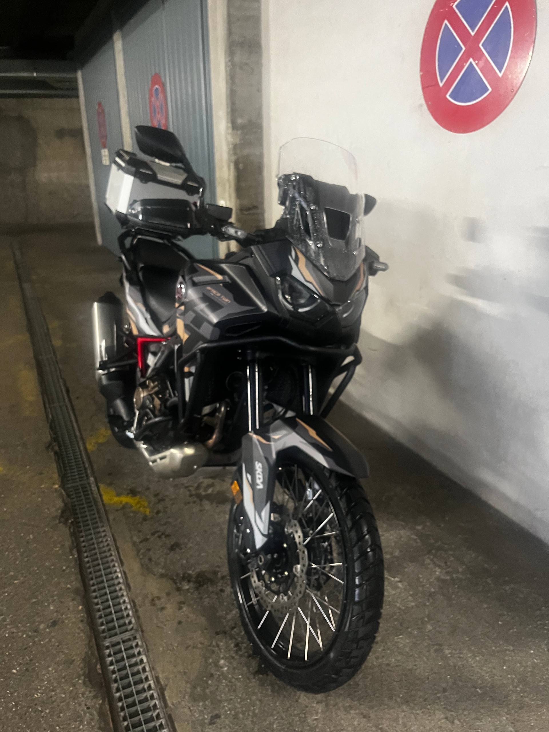 HONDA CRF 1100 DCT Africa Twin-image-0