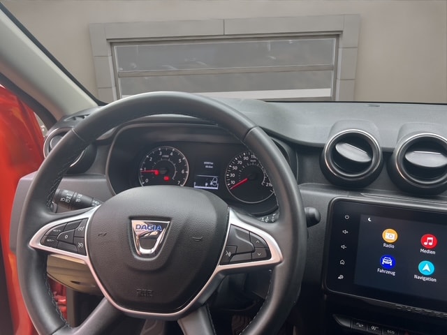 DACIA Duster 1.3 TCe 150 Prestige 4WD-image-5