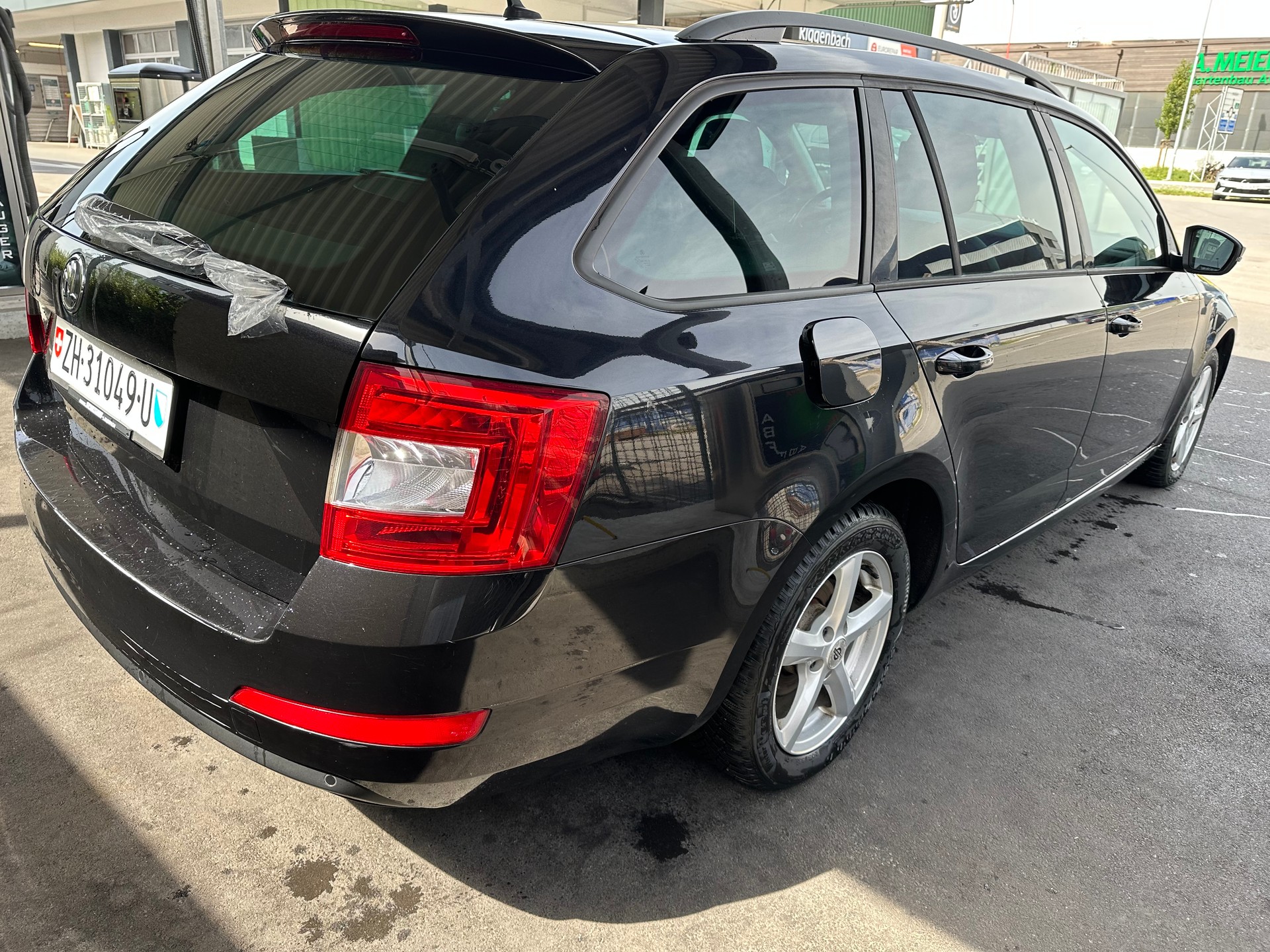 SKODA Octavia Combi 1.8 TSI Fresh 4x4 DSG-image-2