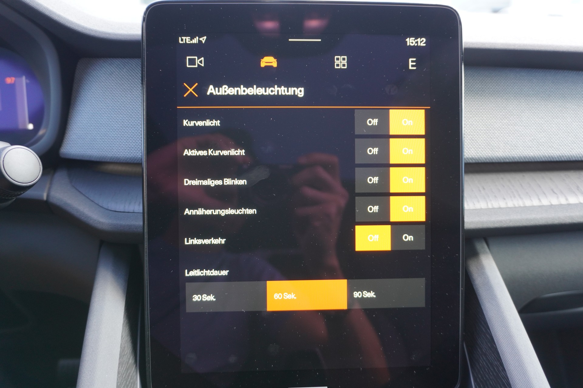 POLESTAR Polestar 2 Long Range Dual 82 kWh 350kW Performance Paket!!!-image-26