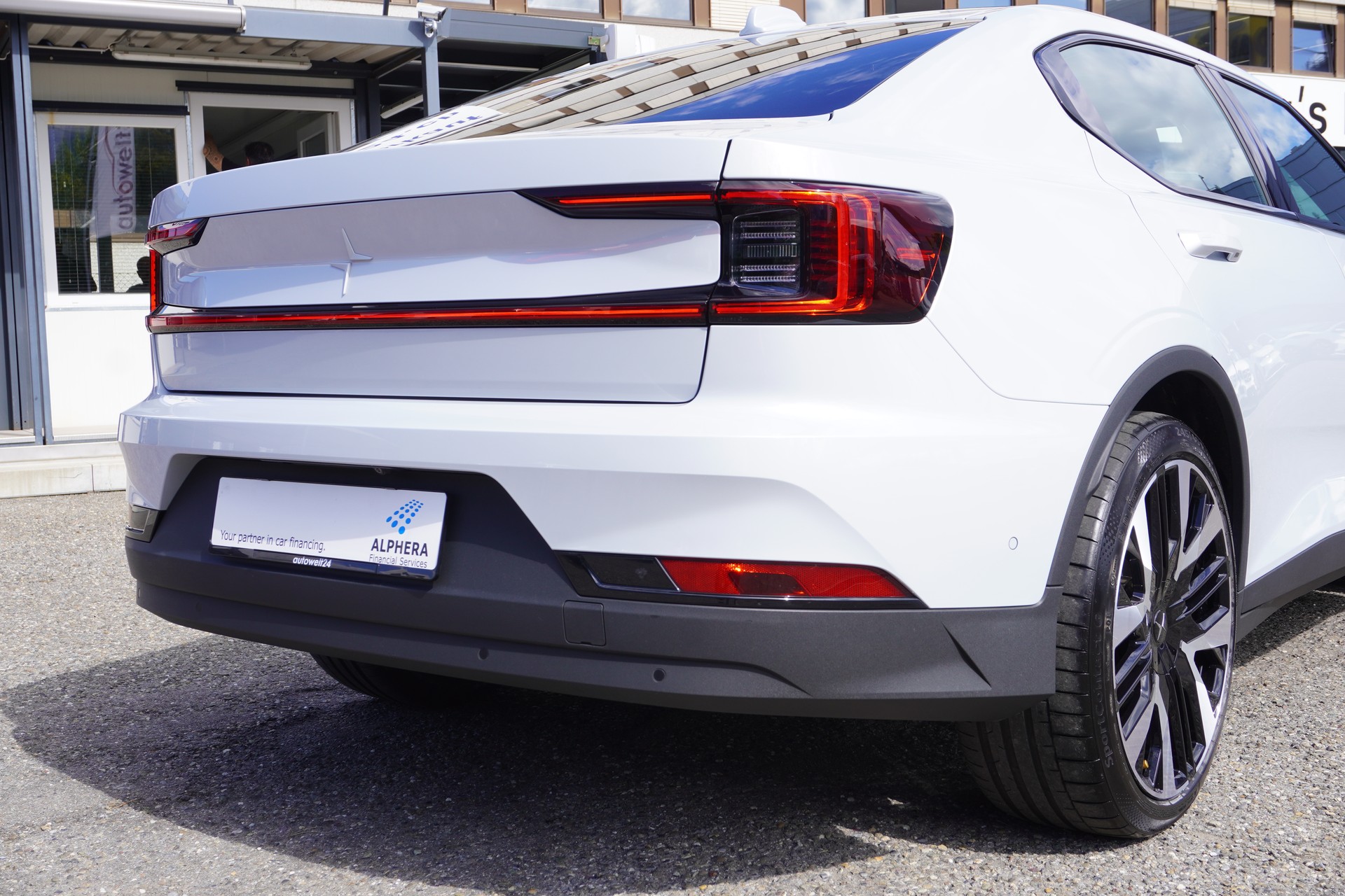 POLESTAR Polestar 2 Long Range Dual 82 kWh 350kW Performance Paket!!!-image-42